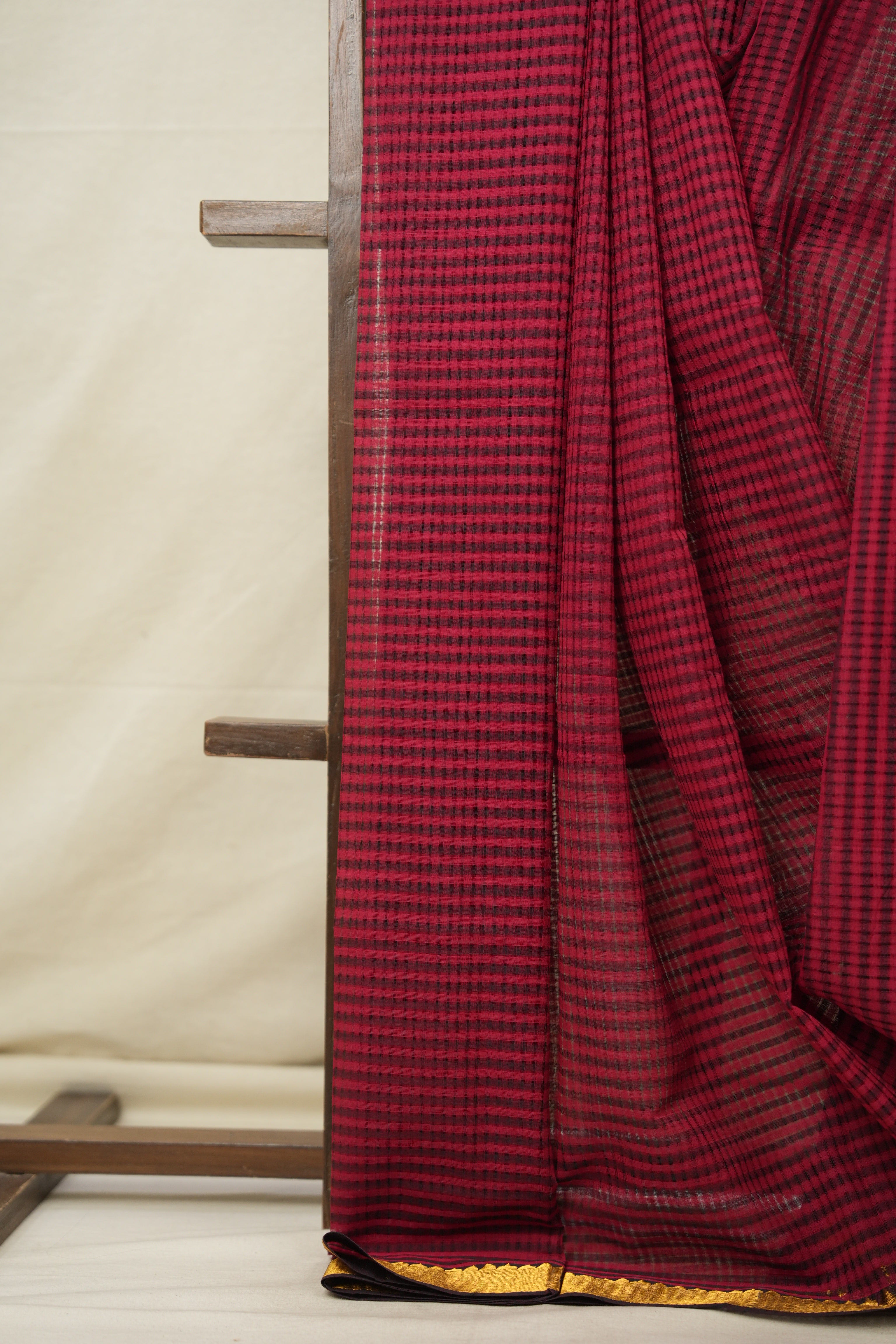 Red Cotton Mangalgiri Saree - SRRCMS41