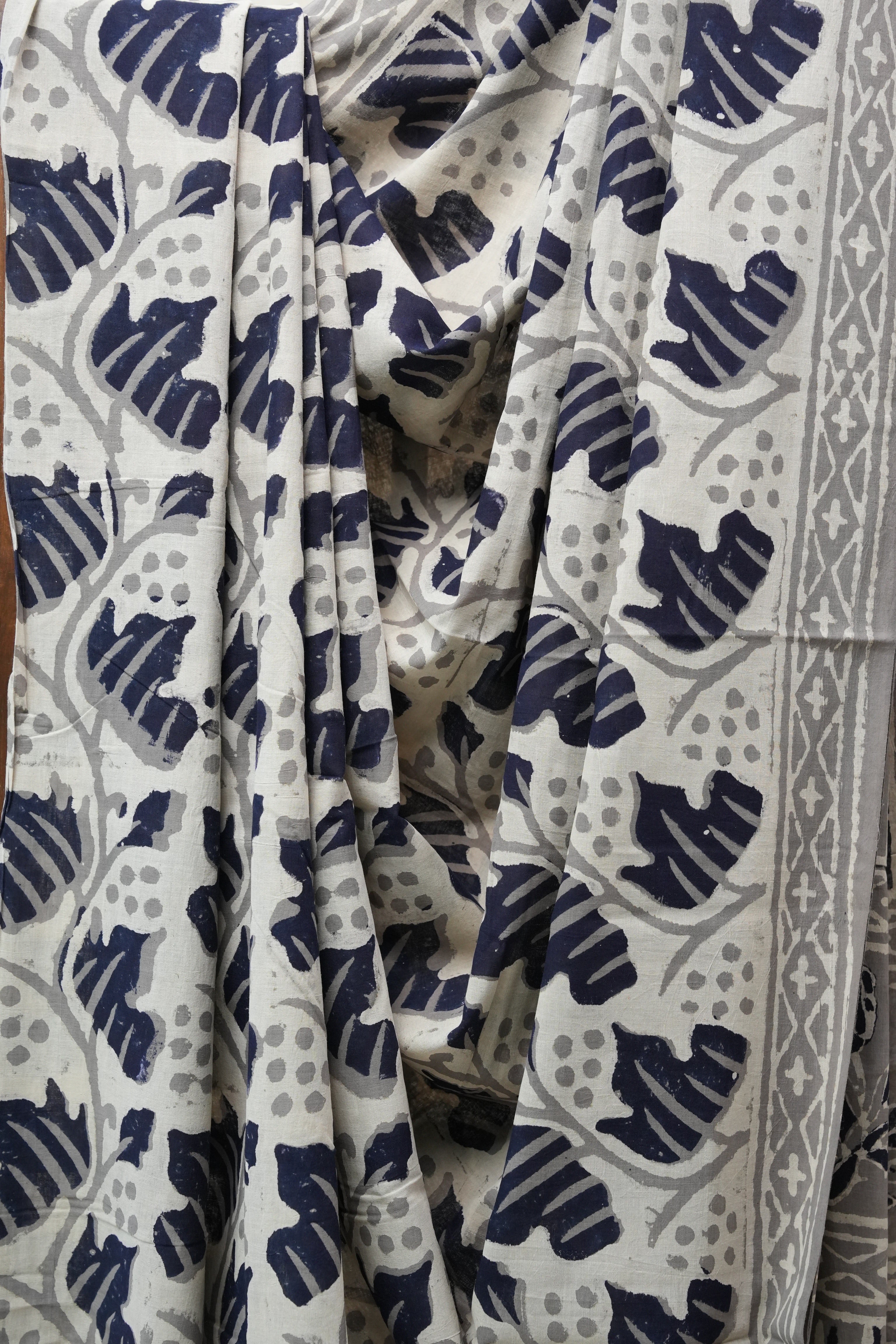 Cream HBP Cotton Saree - SRCCS2673