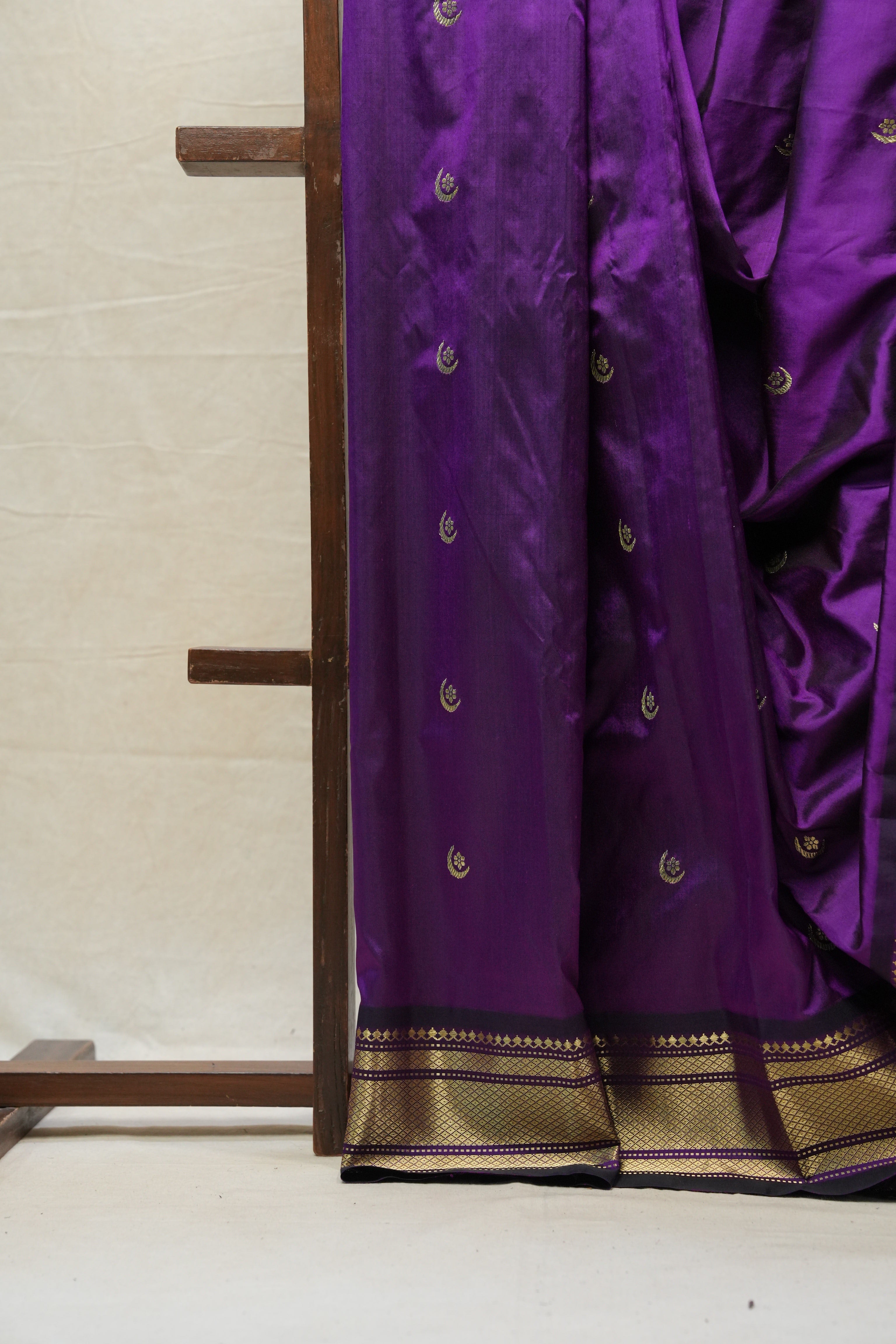 Purple Silk Paithani Saree - SRPSPS688