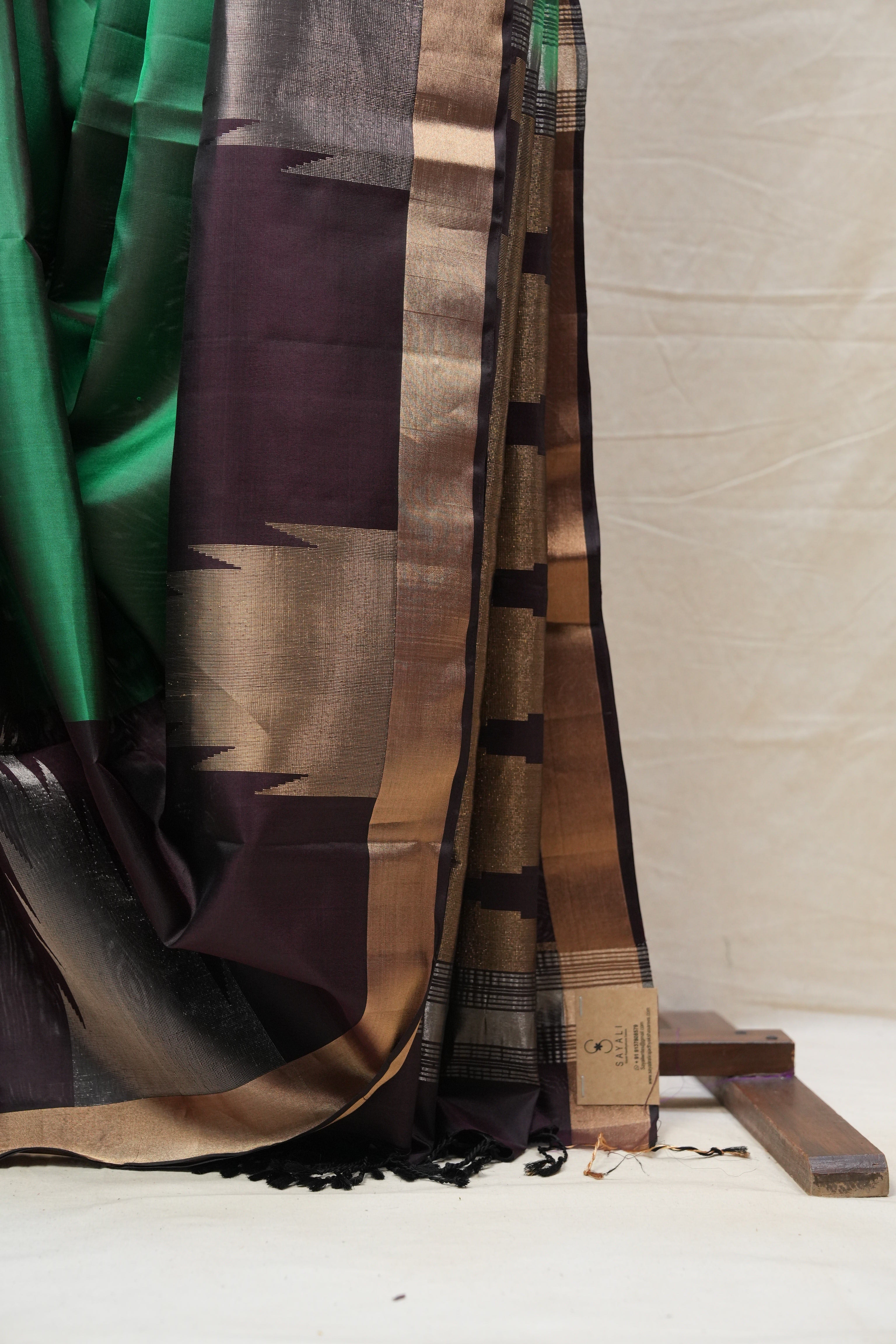 Green Soft Silk Saree - SRGSSS349