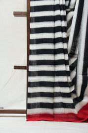 Black-White Pochampalli Cotton Ikat Saree - SRBWPCIS456