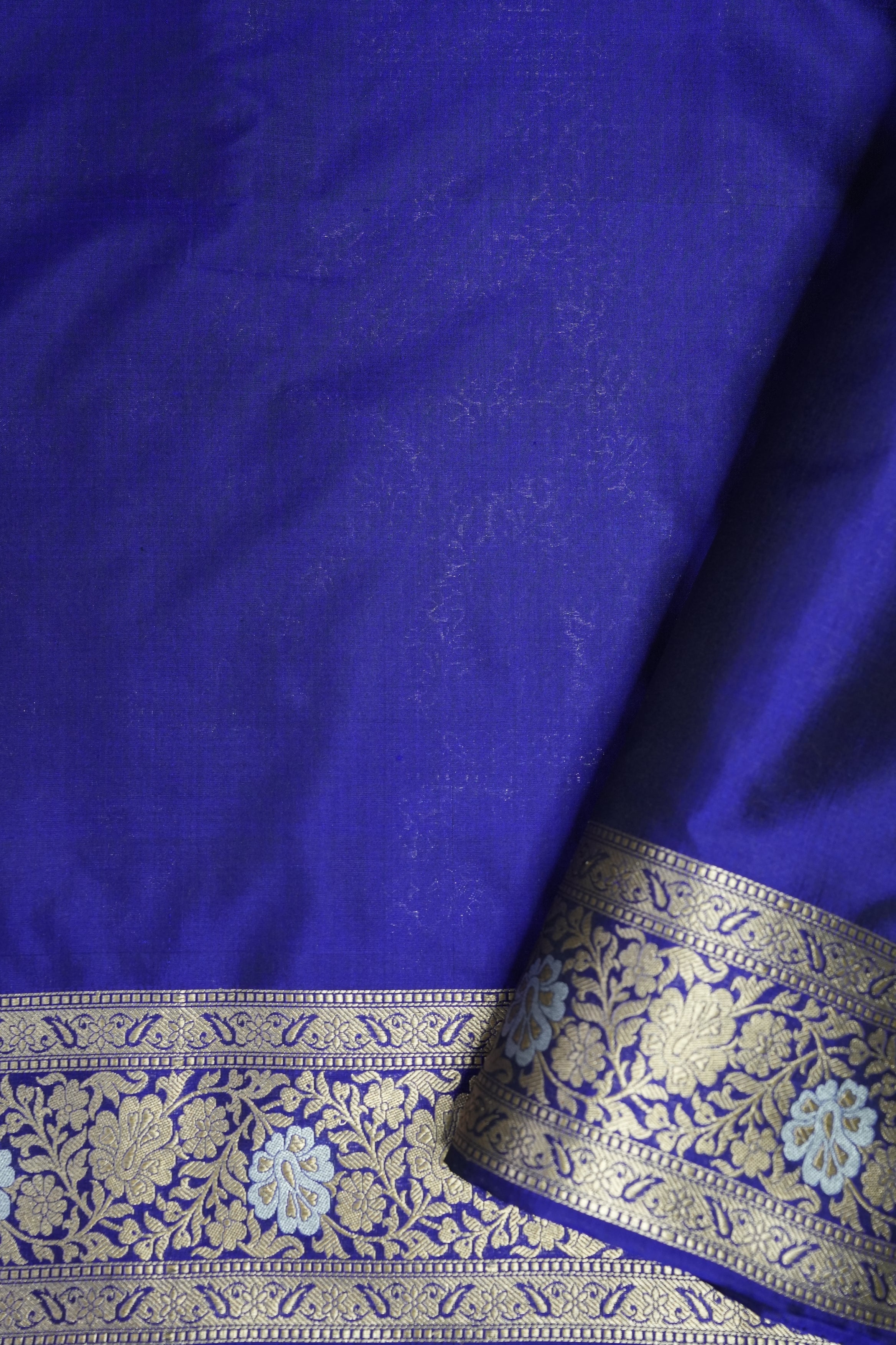 Neelvasini Banarasi Silk Saree - Saavari - SSNBSS06