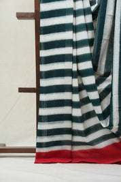 White-Green Pochampalli Cotton Ikat Saree - SRWGPCIS459