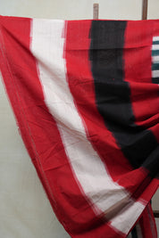 White-Green Pochampalli Cotton Ikat Saree - SRWGPCIS459