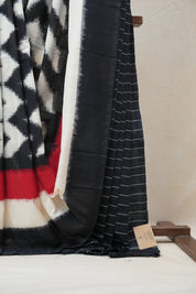 White-Black Pochampalli Cotton Ikat Saree - SRWBPCIS461