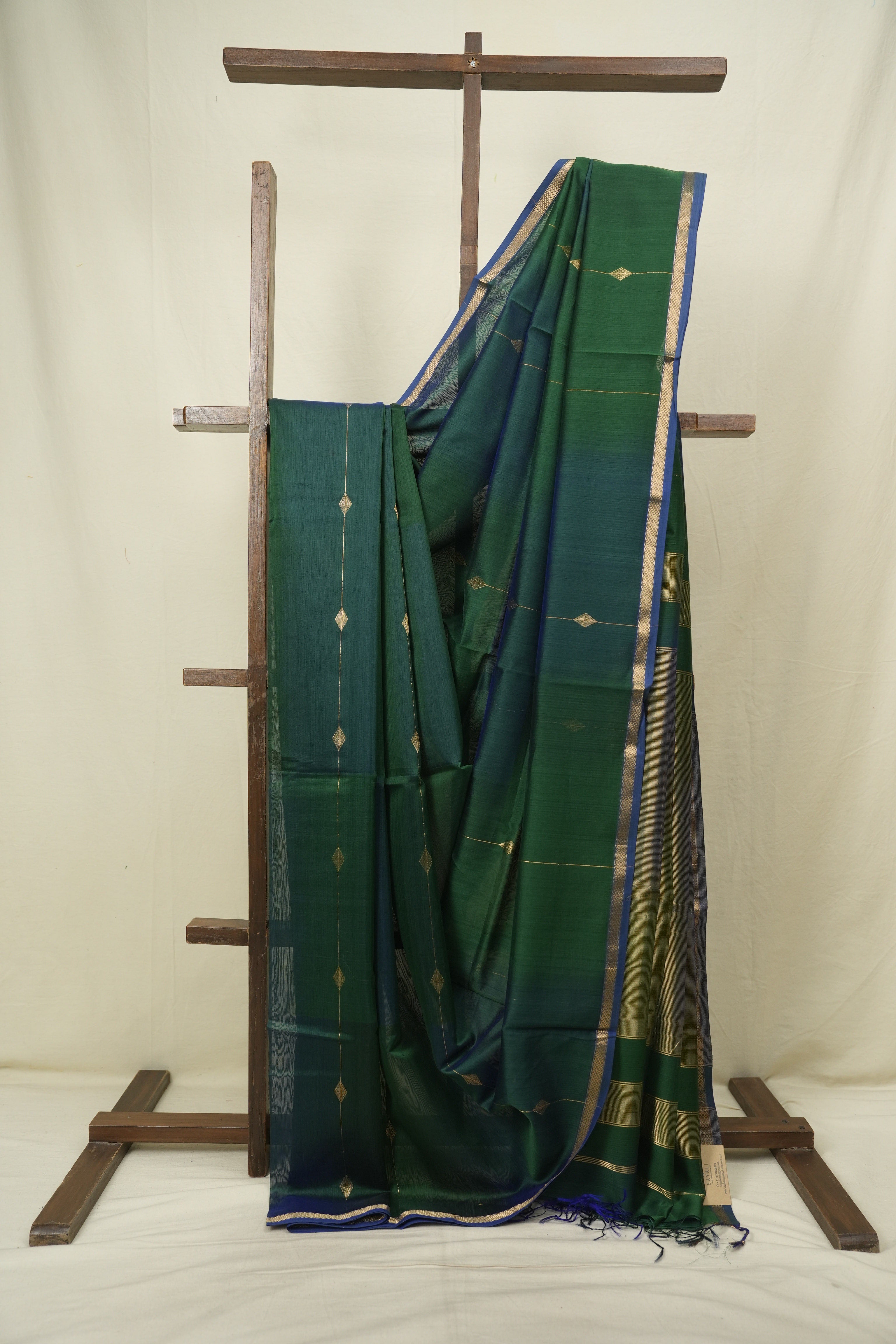 Dual Tone Green Maheshwari Saree - SRDTGMS1298