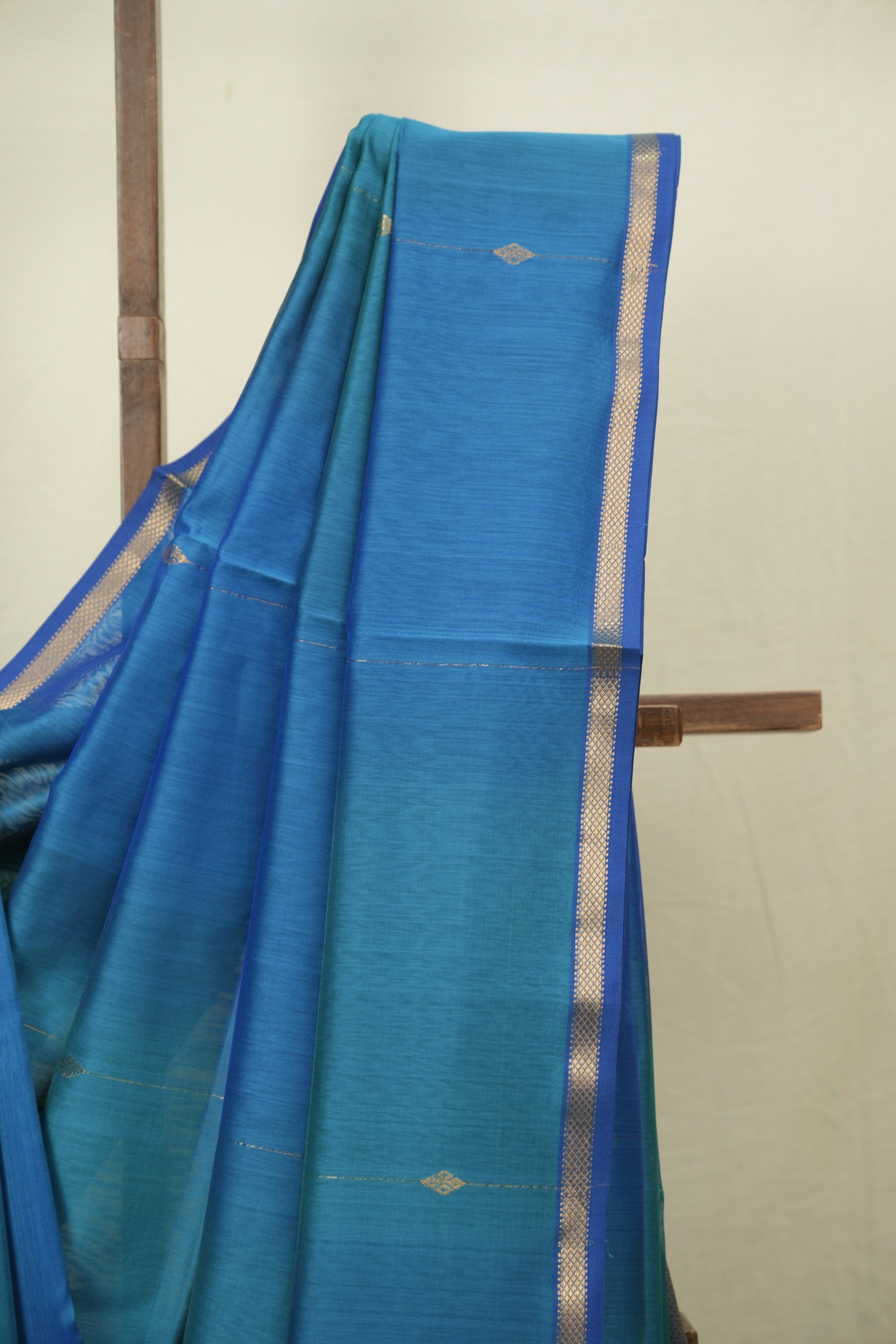 Dual Tone Blue Maheshwari Saree - SRDTBMS1303
