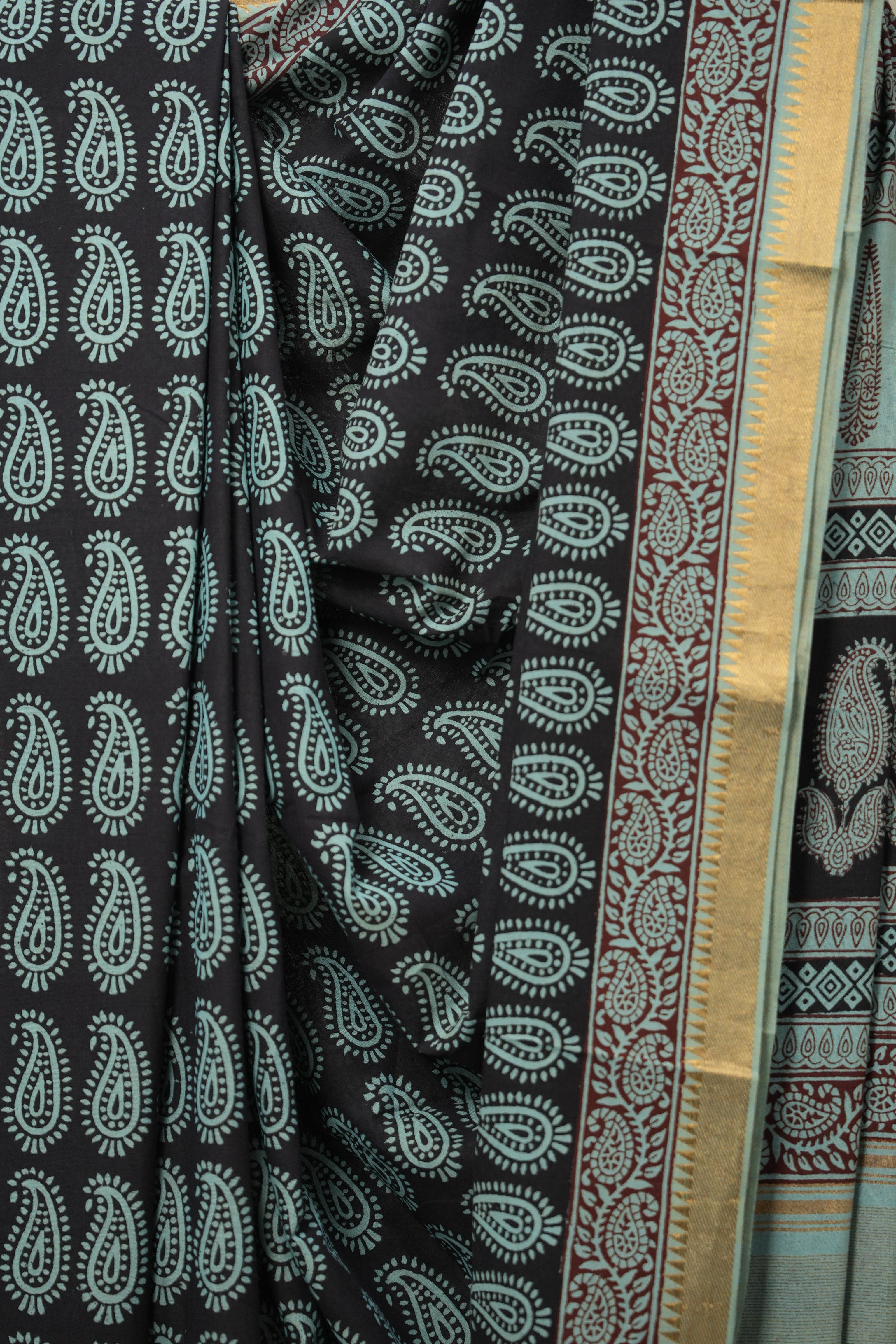 Black Cotton Mangalgiri Saree - SRBCMS36