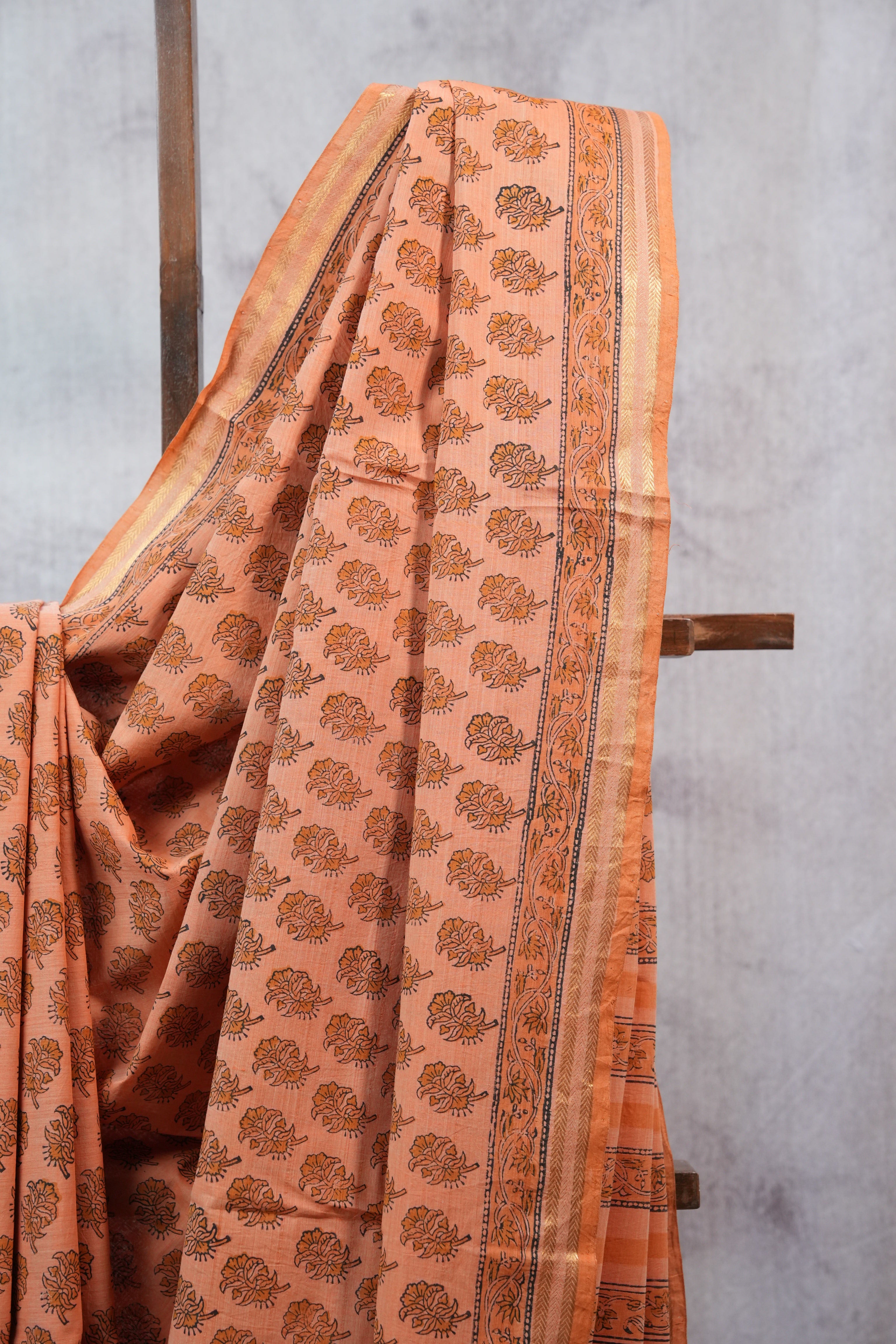 Orange  HBP Mangalgiri Cotton Saree With Maheshwari Border - SROMCS1193