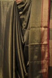 Dual Tone Black Maheshwari Tissue Saree - SRDTBMTS692