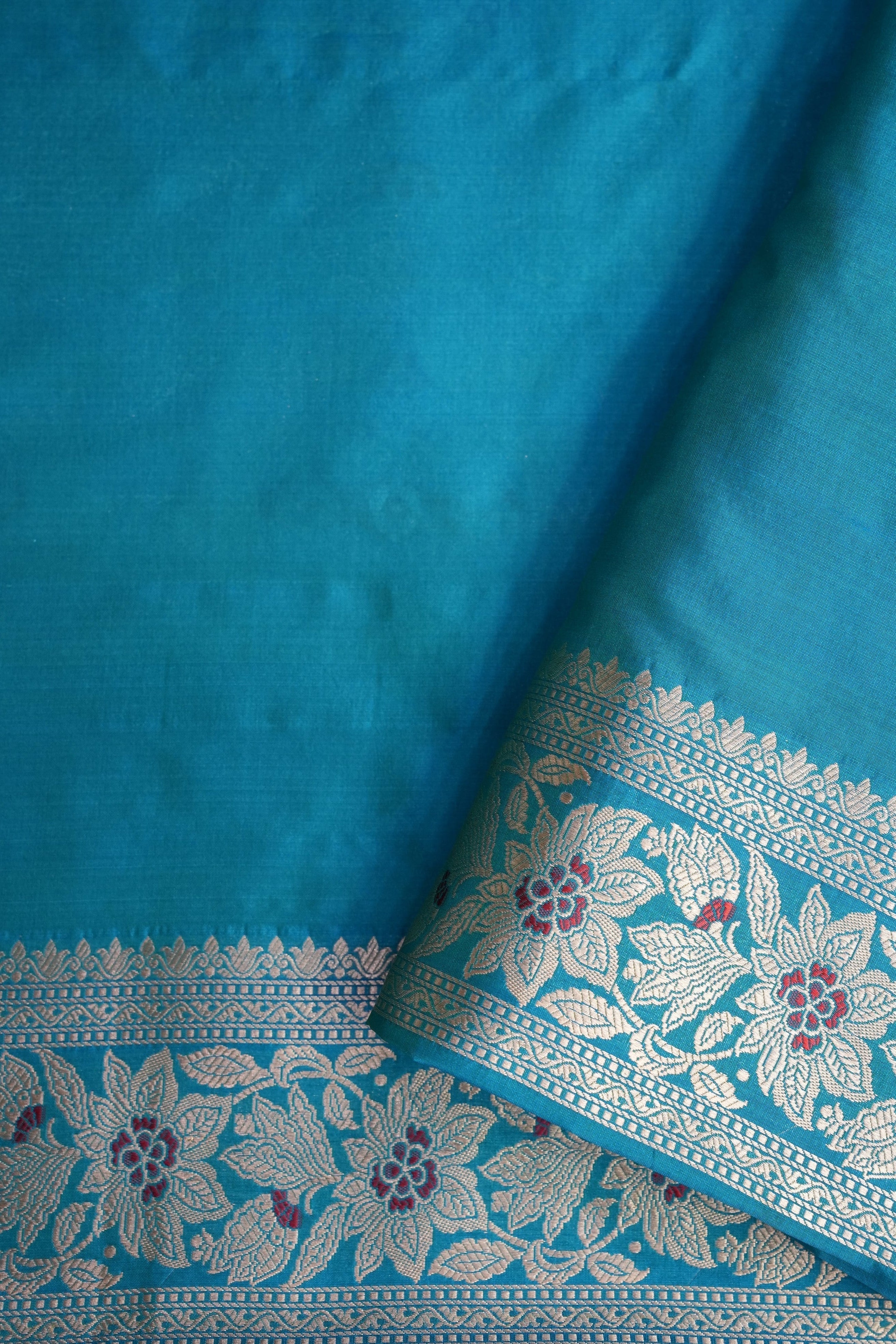 Neeranjali Banarasi Silk Saree - Saavari - SSNBSS09