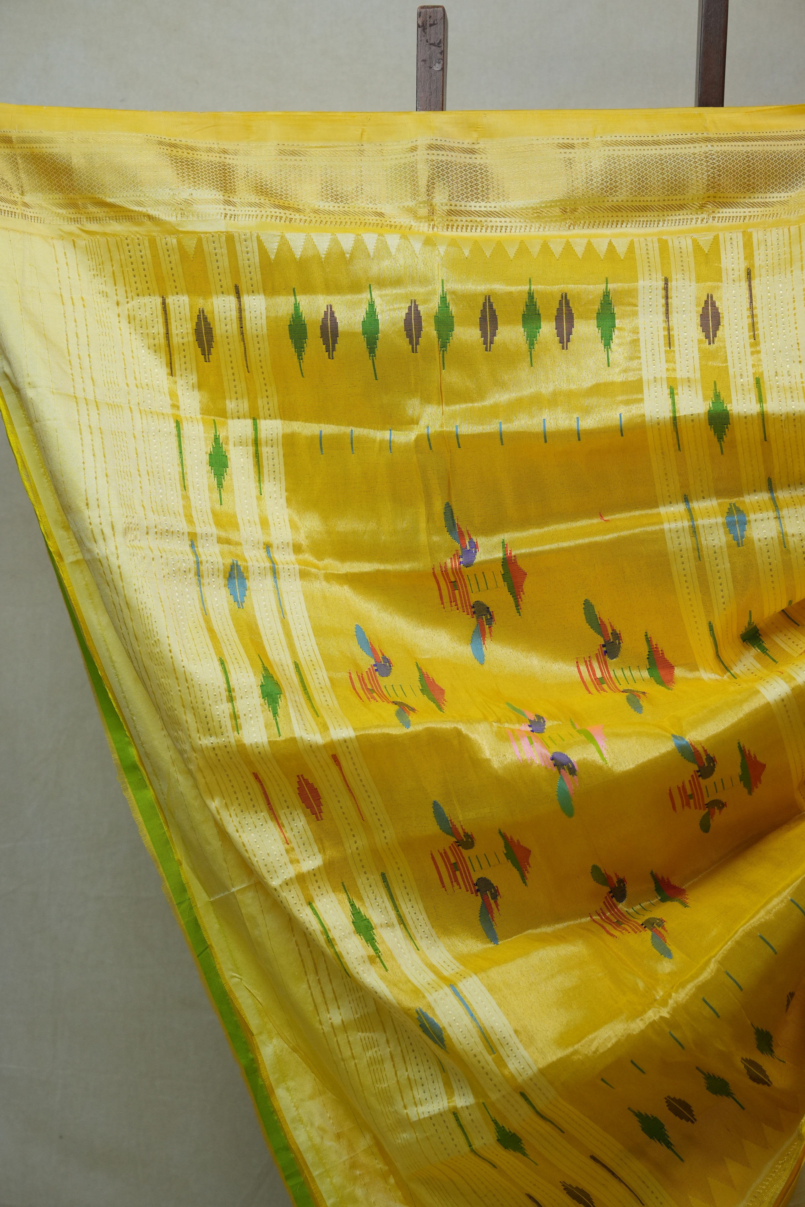 Yellow Silk Paithani Saree - SRYSPS604