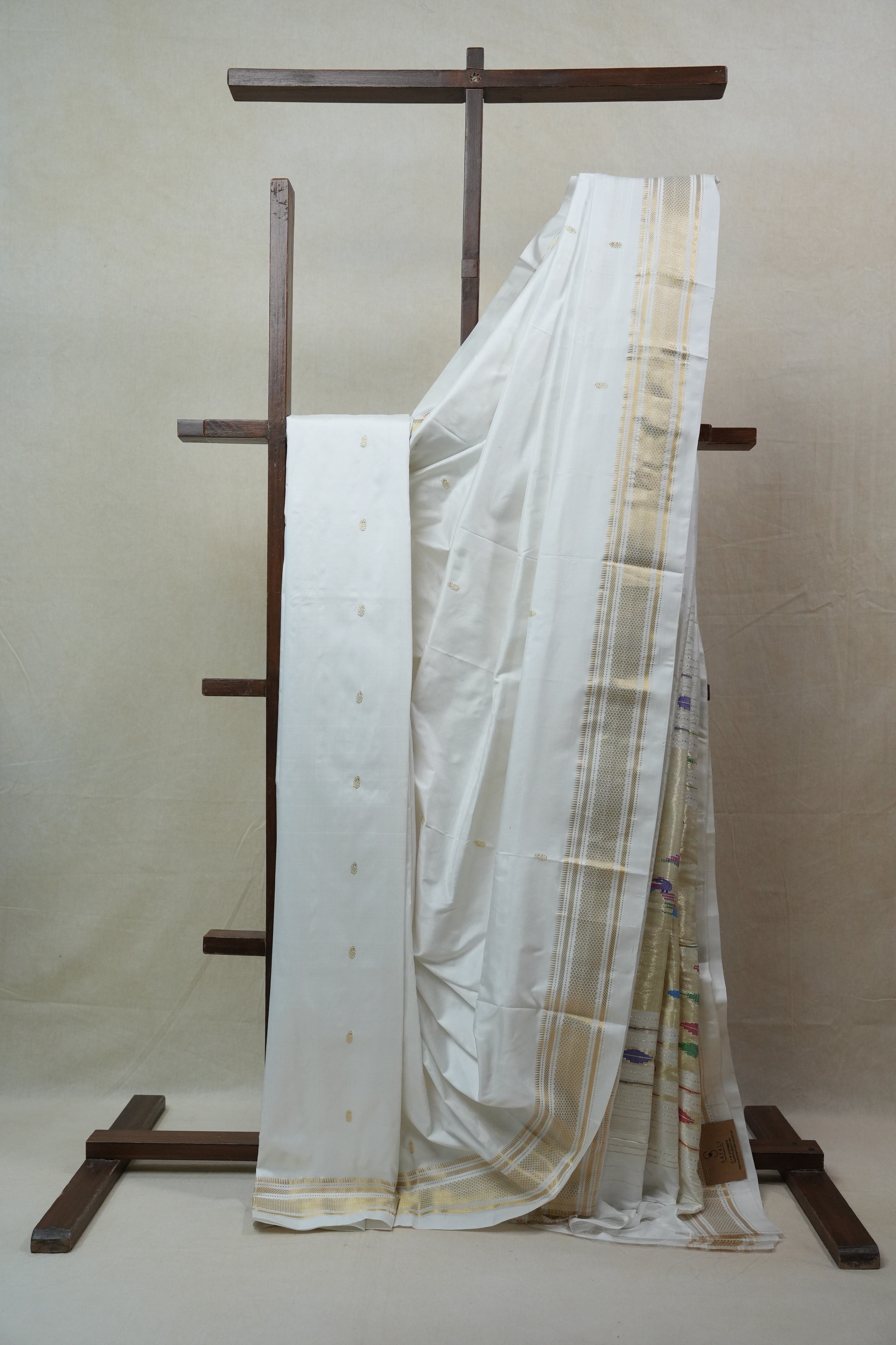 White Silk Paithani Saree (DEFECT) - SRWSPS61-PI