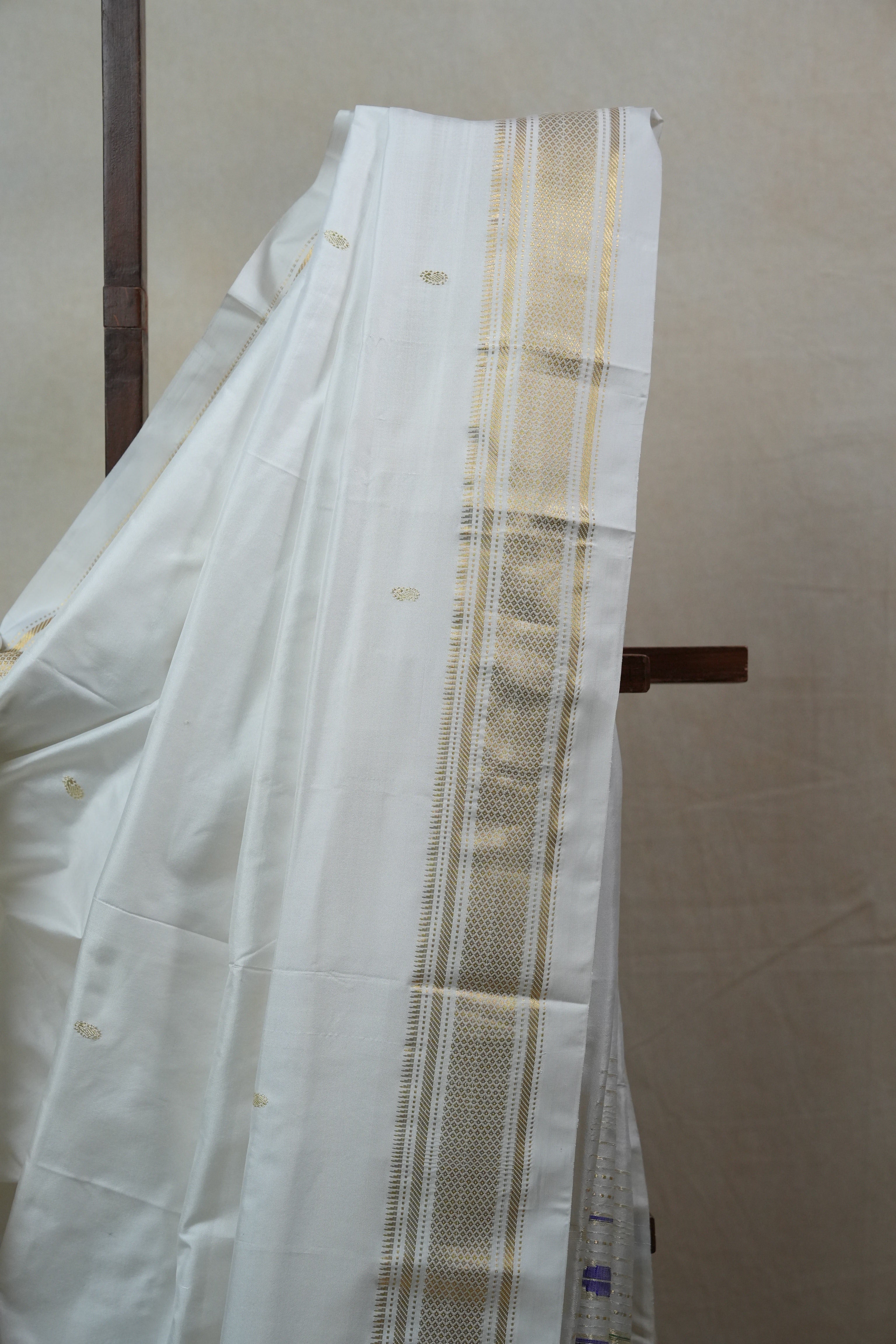 White Silk Paithani Saree (DEFECT) - SRWSPS61-PI