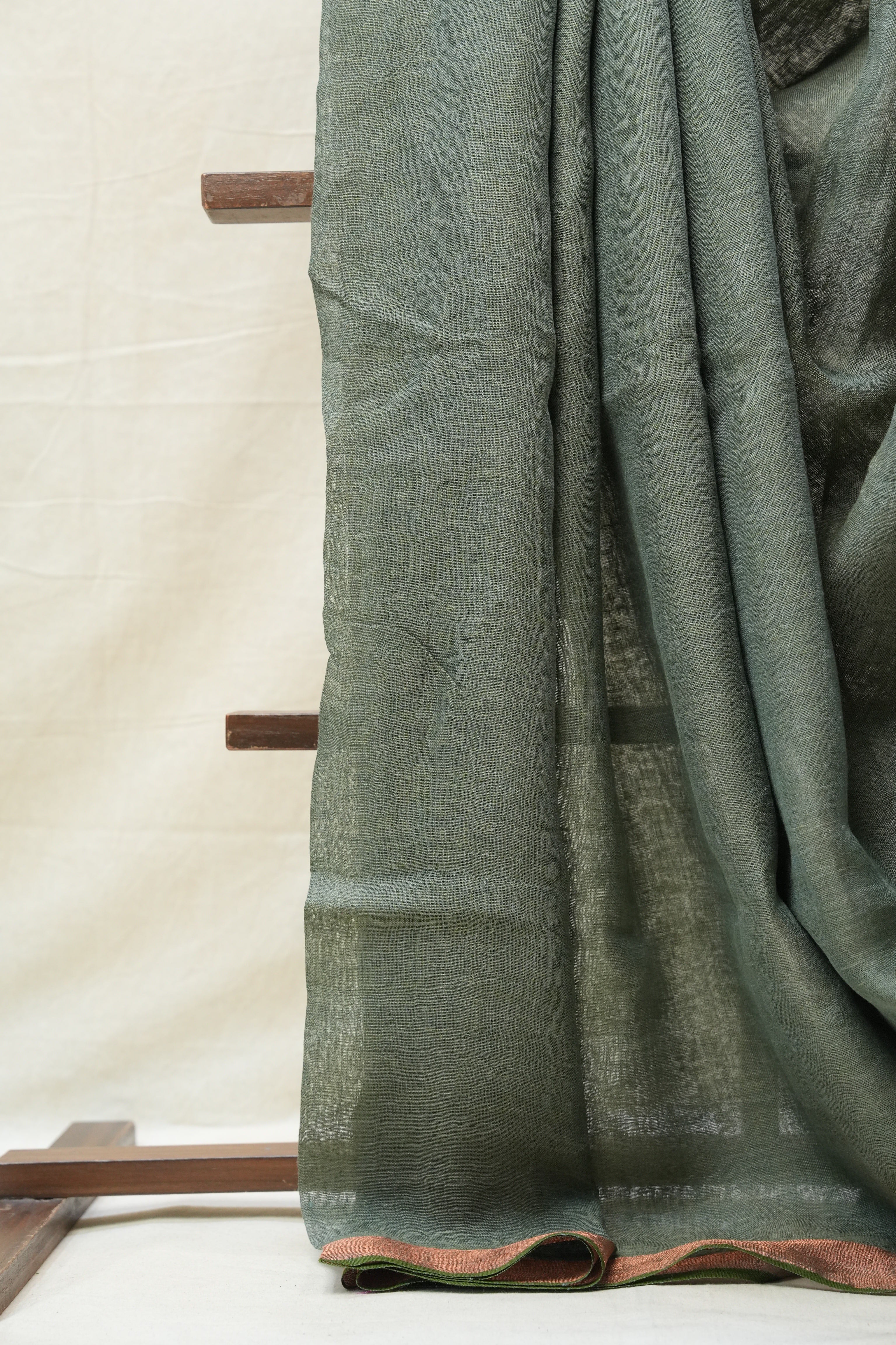 Olive Green Plain Linen Saree With Tassels - SROGPLS277