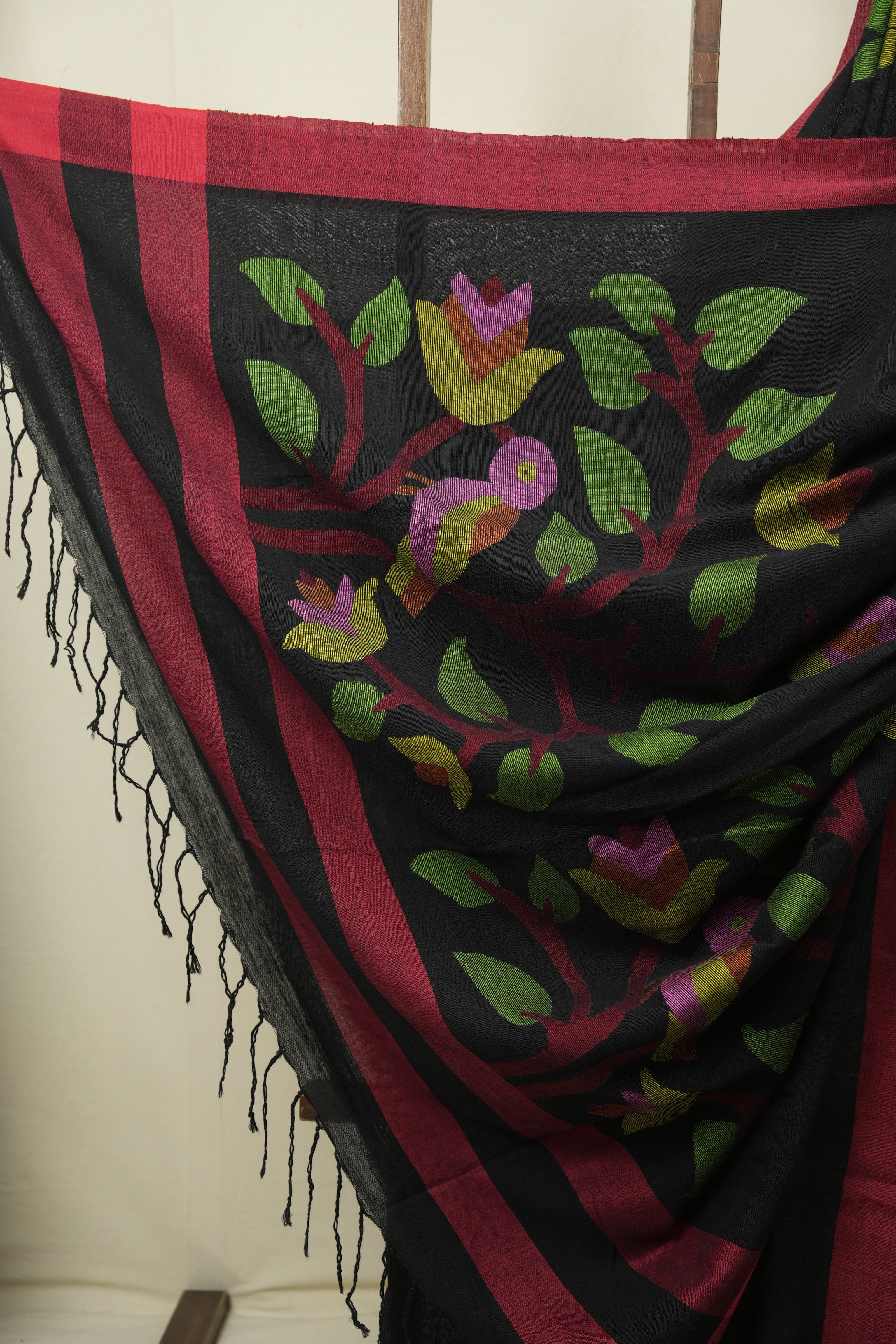 Black Bengal Cotton Jamdani Saree - SRBBCJS259
