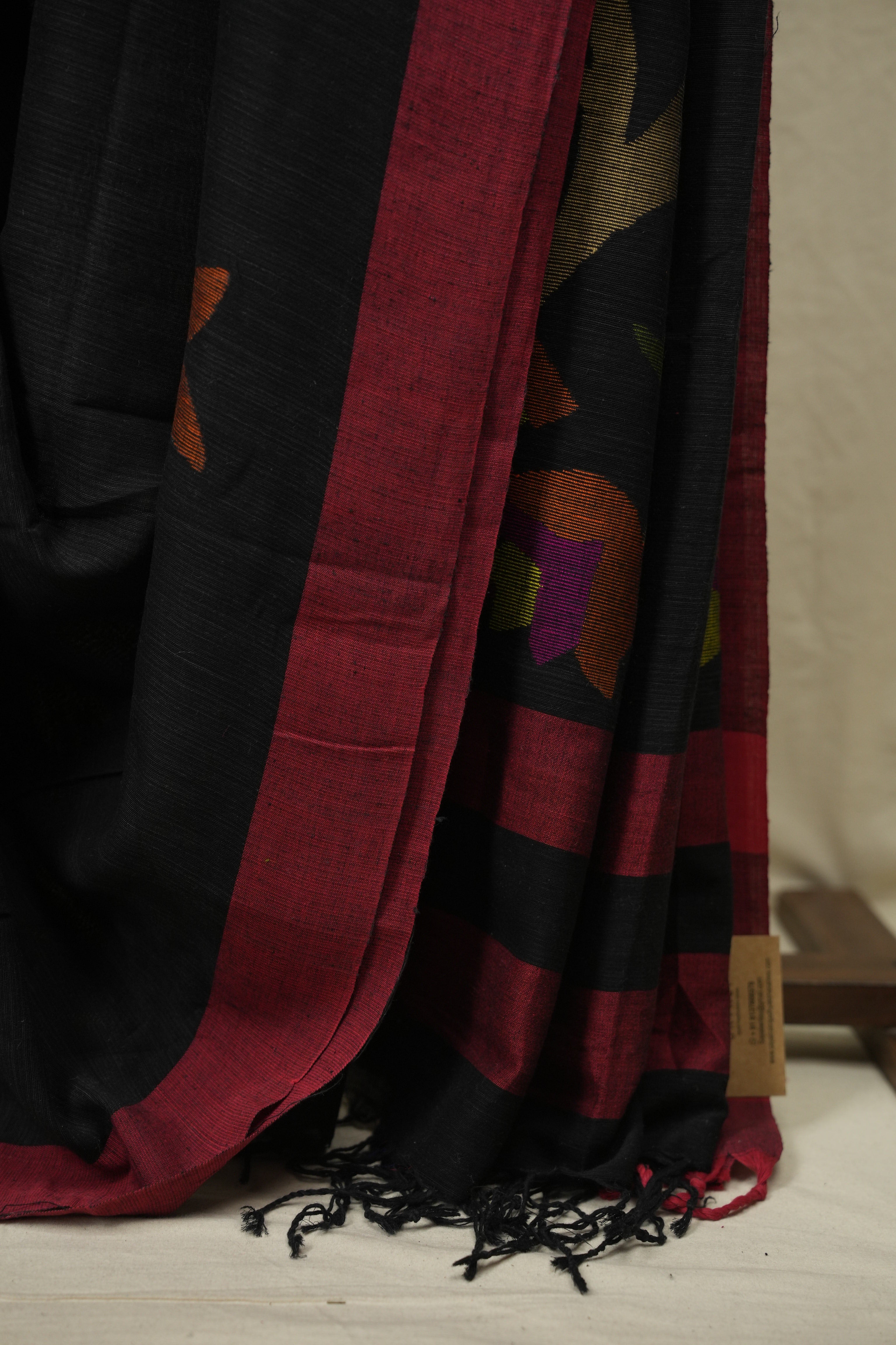 Black Bengal Cotton Jamdani Saree - SRBBCJS260