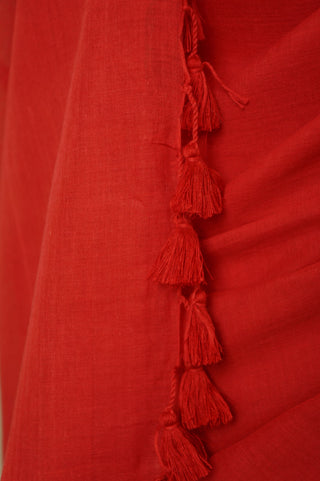 Red Mul Cotton Saree With Dark Red Tassels