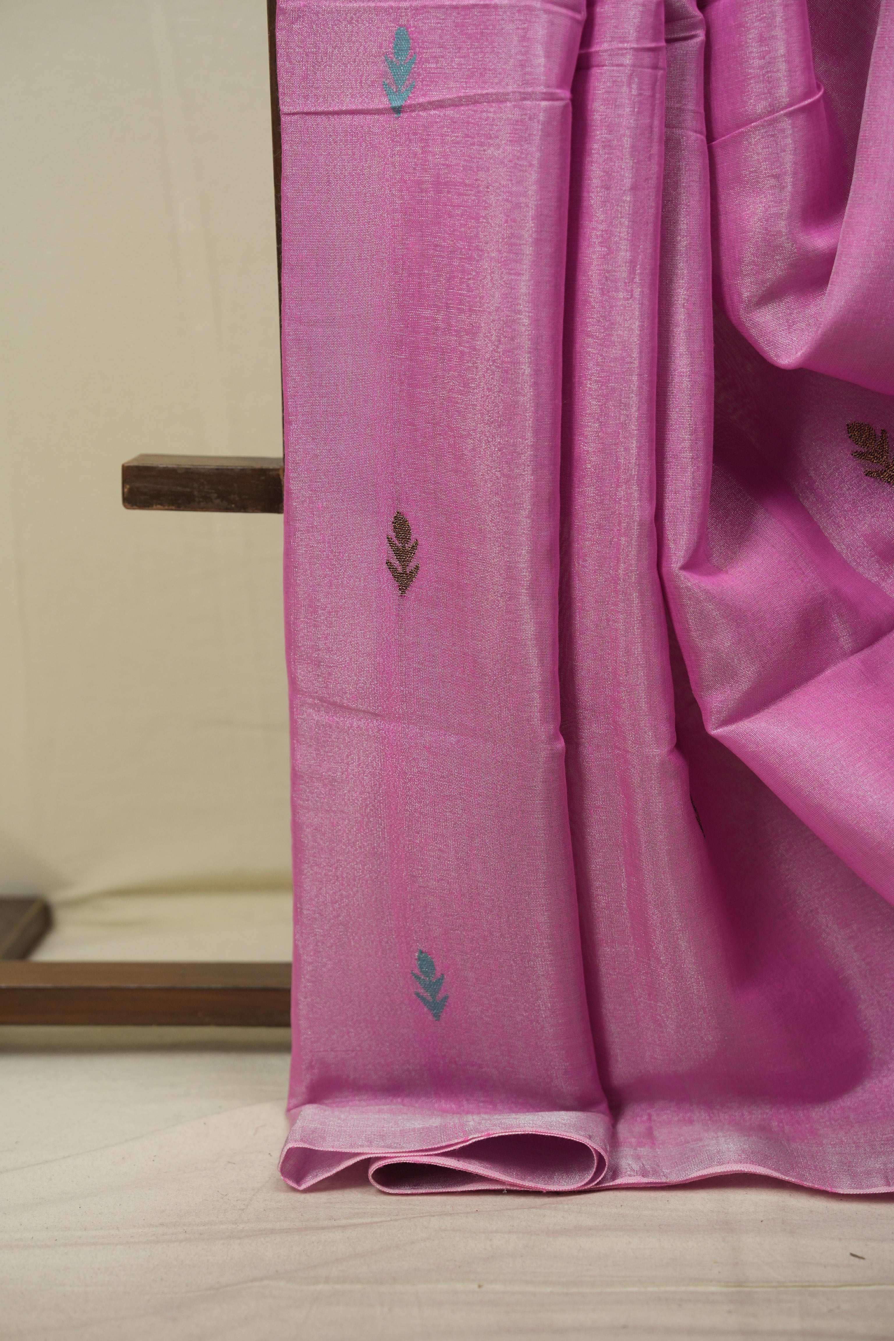 Pink Tissue Linen Jamdani Saree - SRPTLJS213