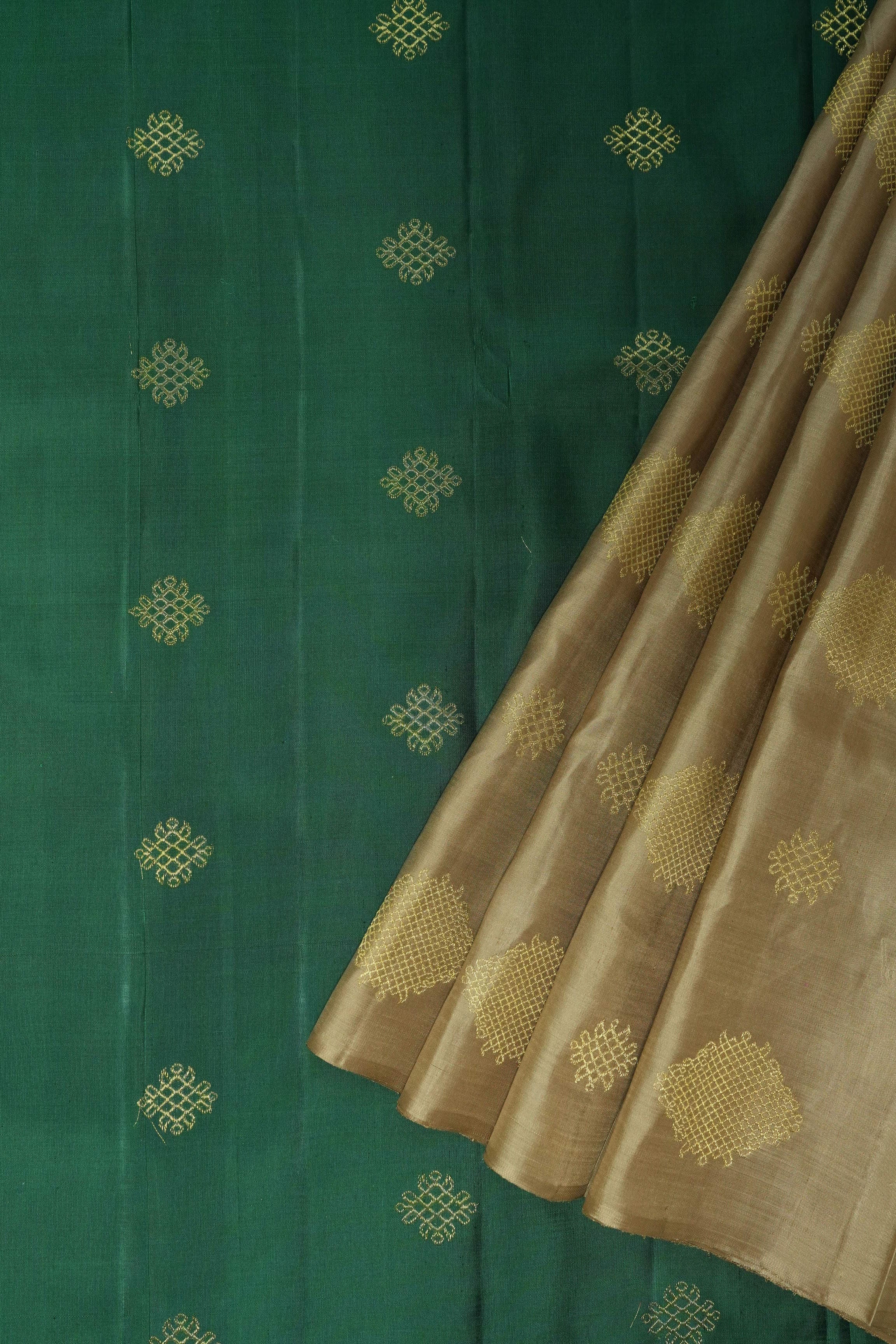 Kollika Kanjeevaram Silk Saree - Saavari - SSKKSS05