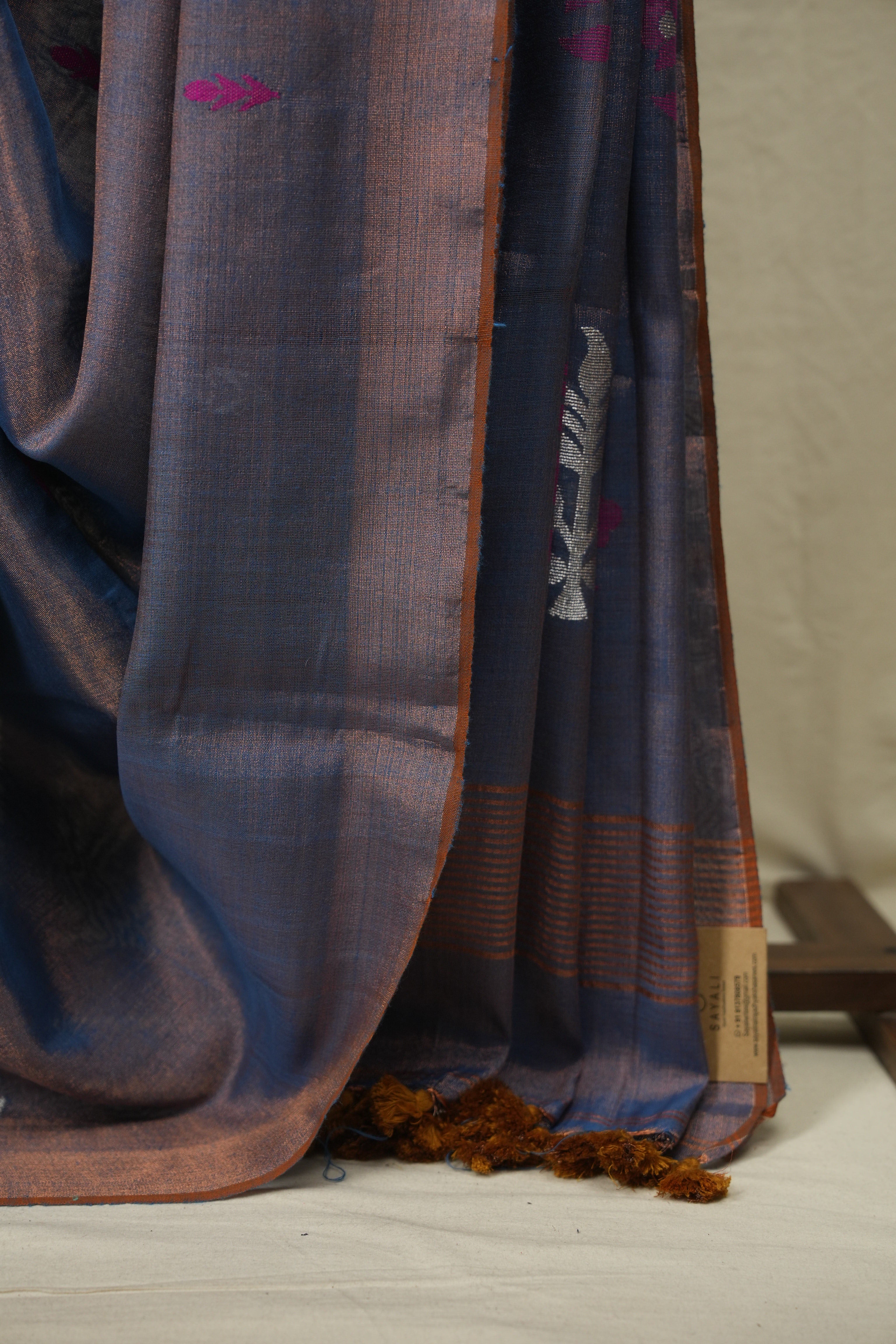 Two Tone Blue Tissue Linen Jamdani Saree - SRTTBTLJS215