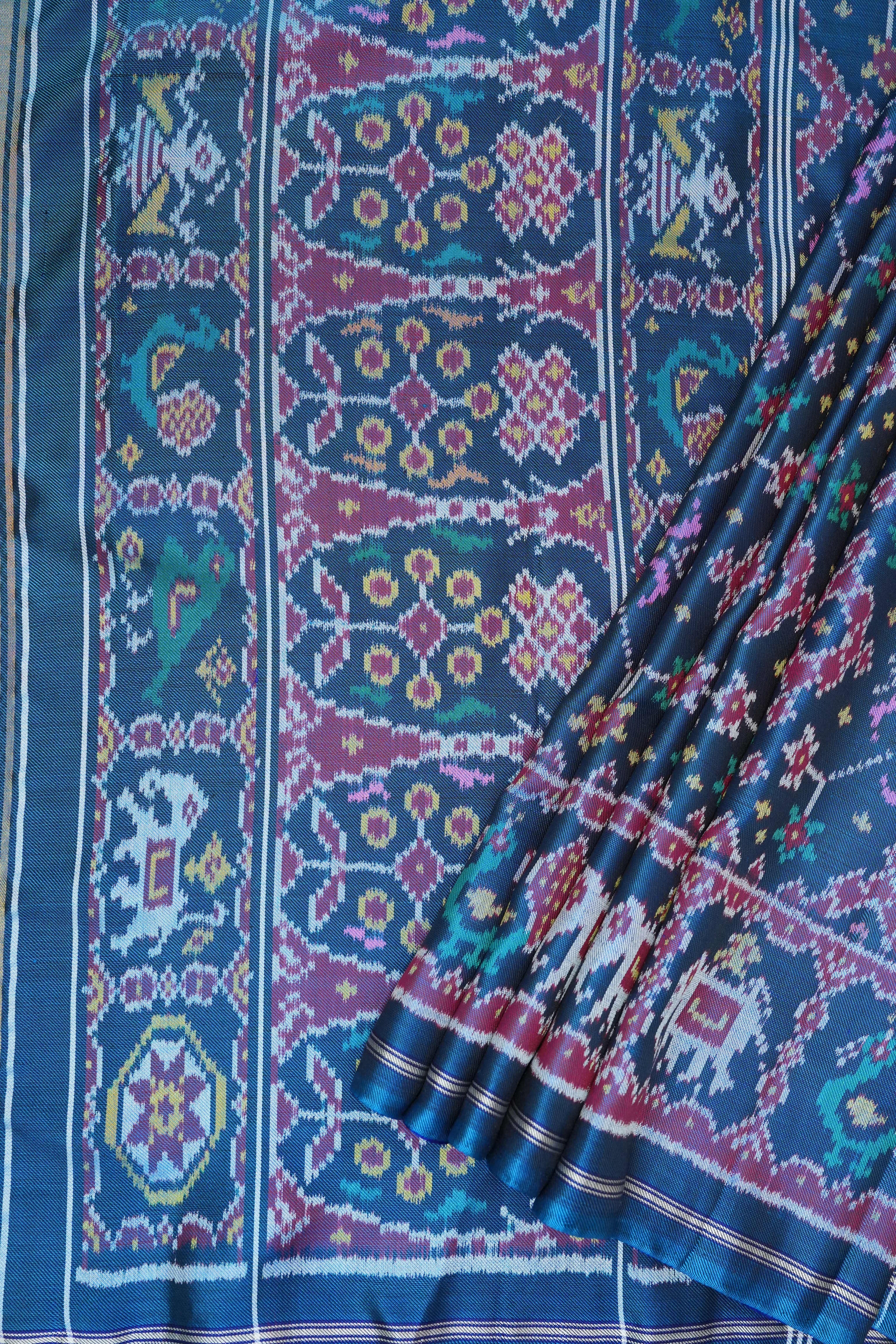 Dvipra Reversible Rajkot Patola Silk Saree - Saavari - SSDRRPSS02