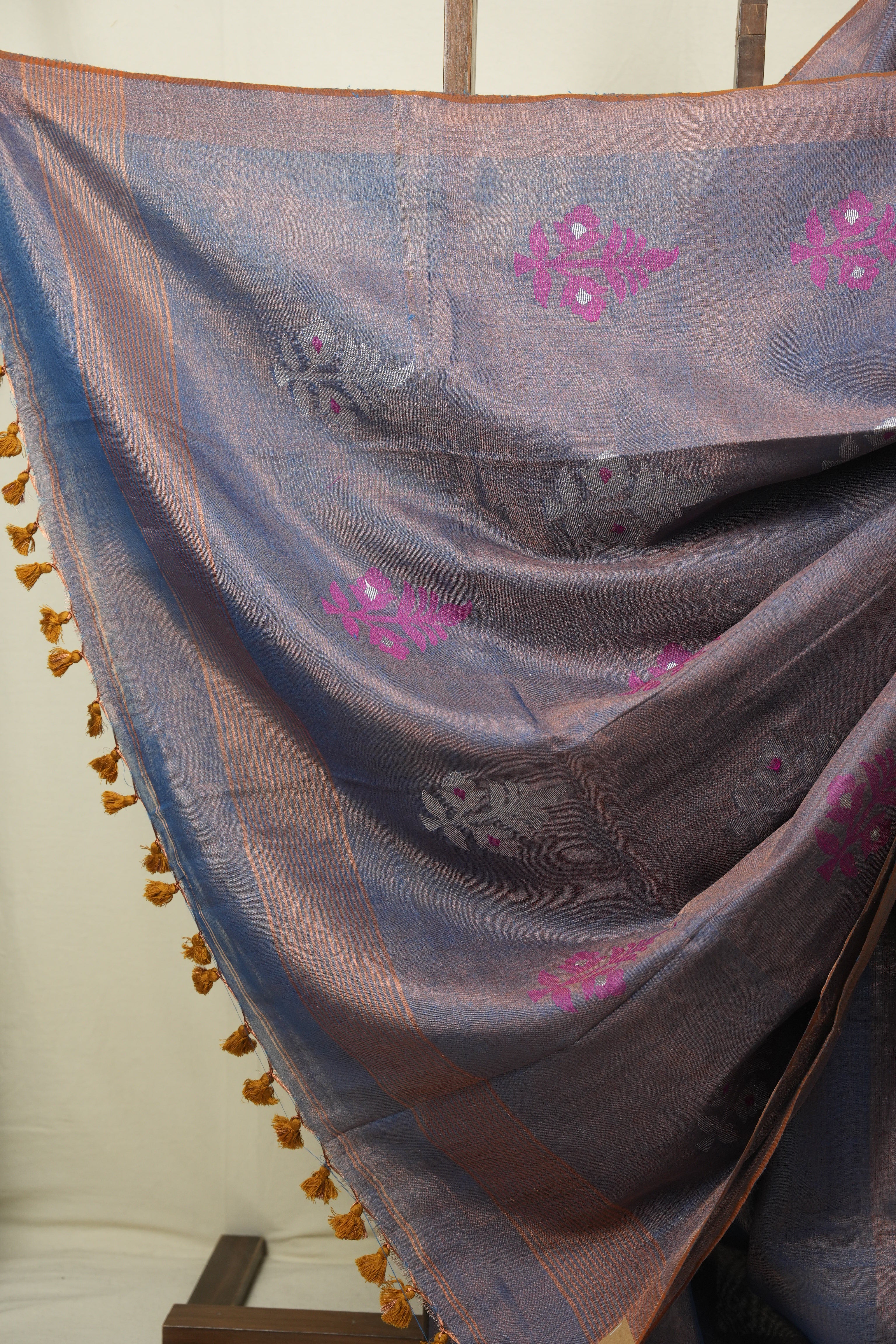 Two Tone Blue Tissue Linen Jamdani Saree - SRTTBTLJS215