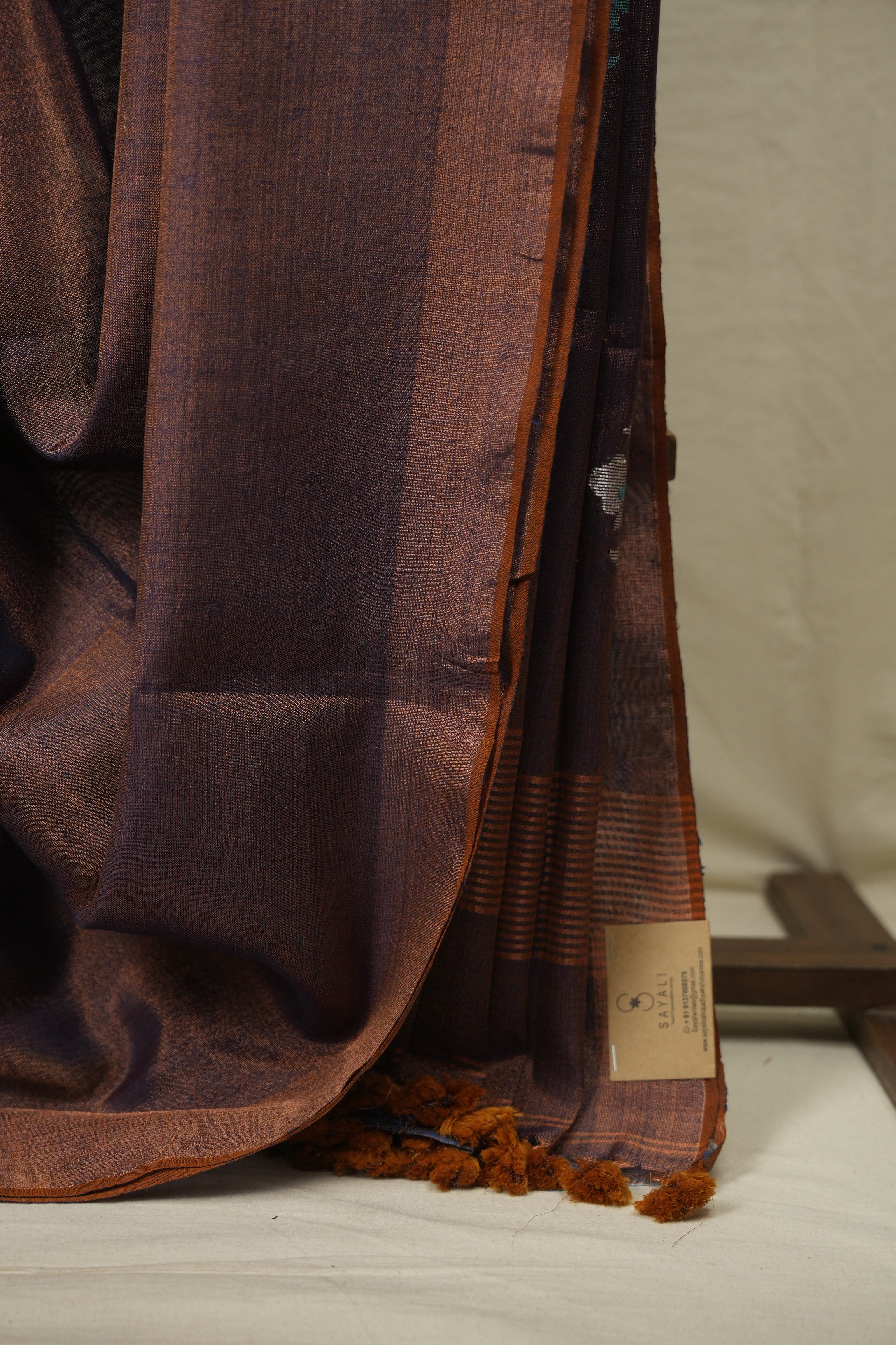 Two Tone Brown Tissue Linen Jamdani Saree - SRTTBTLJS216
