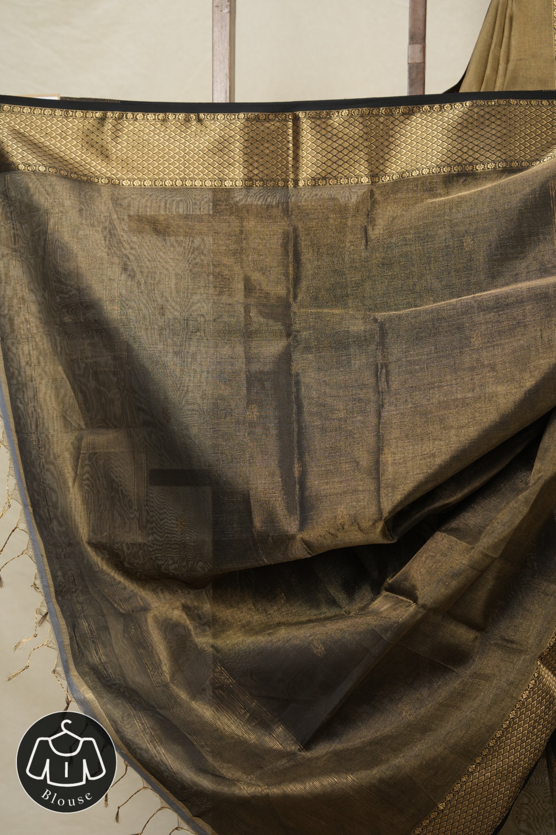 Grey Gold Maheshwari Tissue Saree - SRGGBTS710