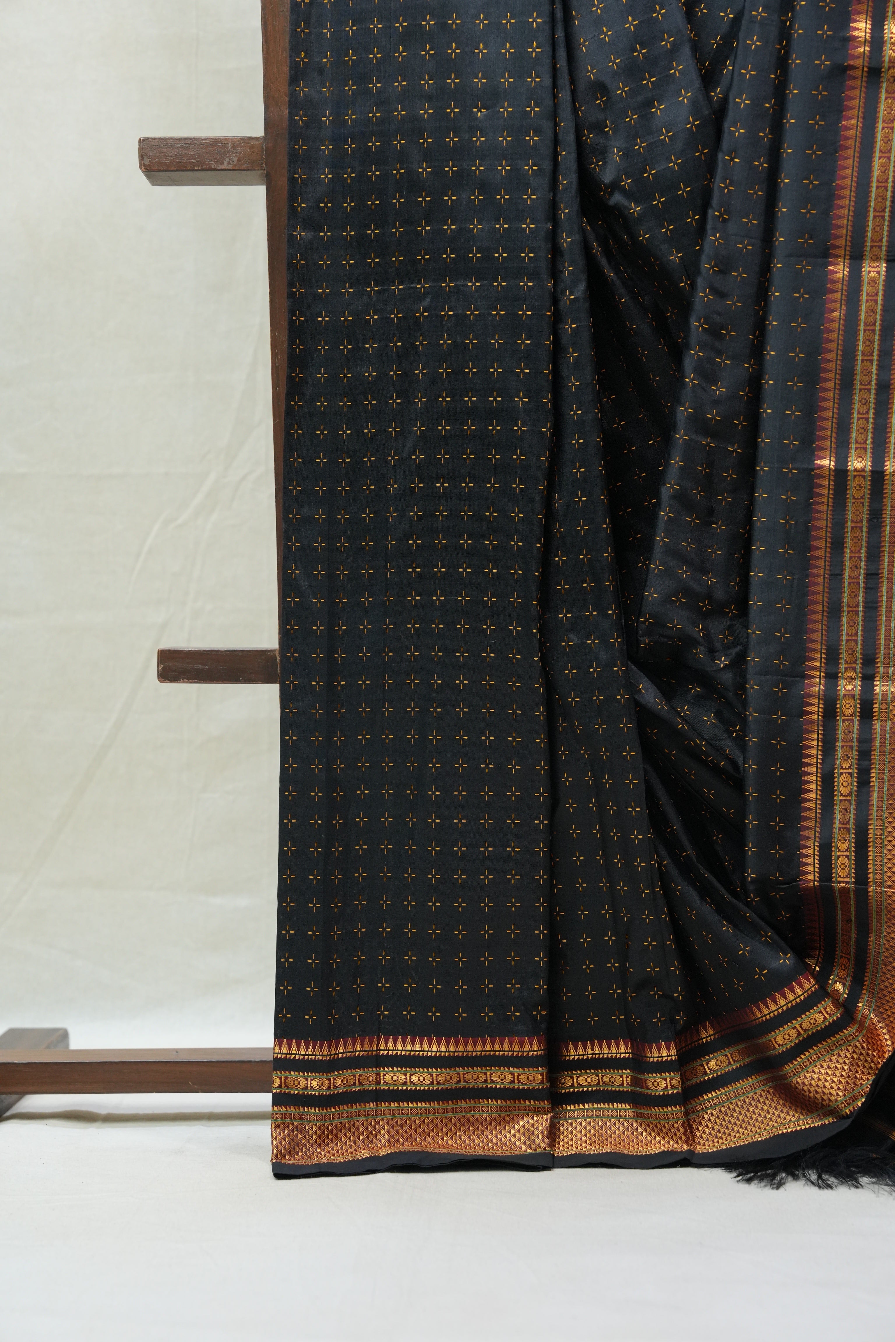 Black Silk Ilkal Saree - SRBSIS146