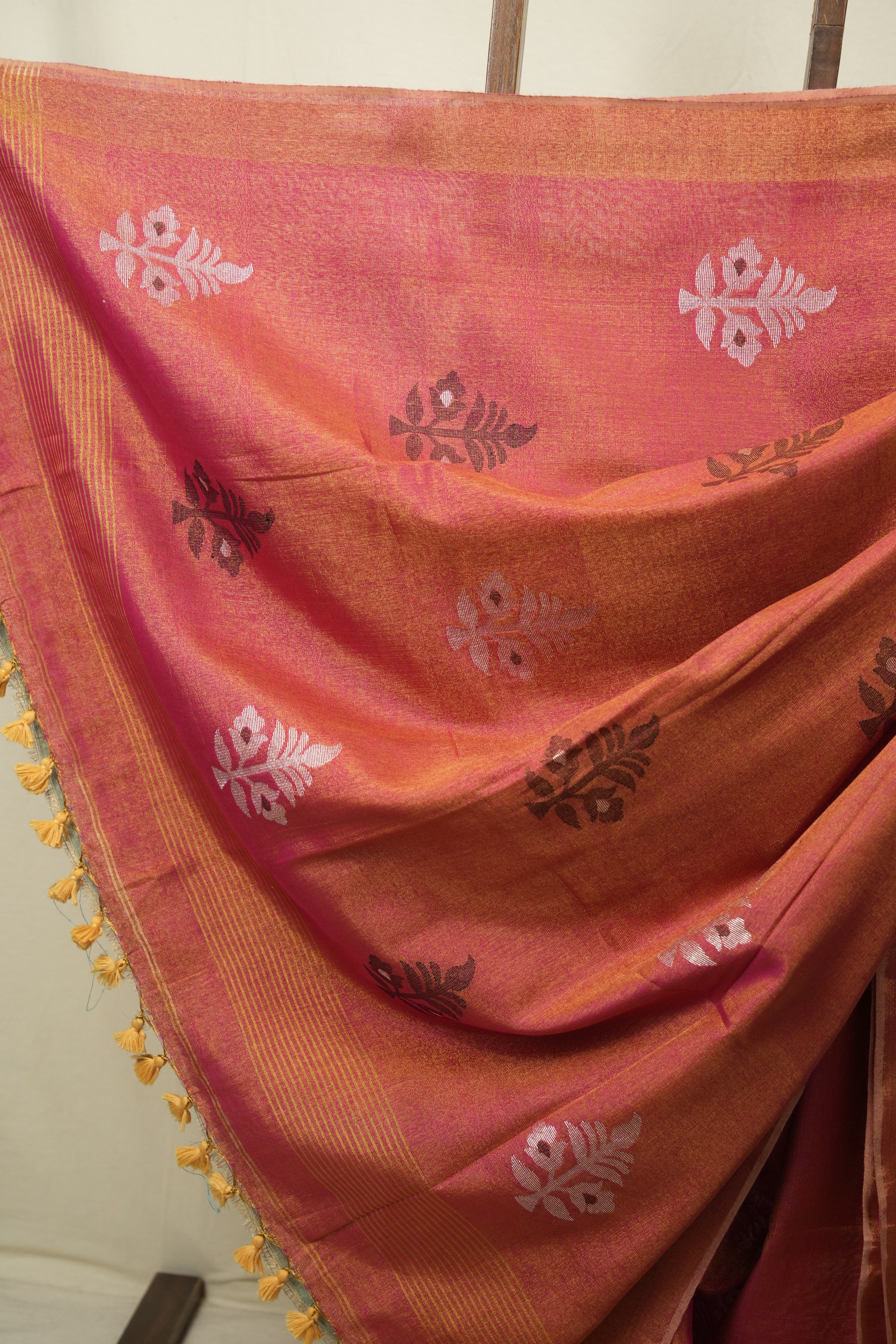 Rani Pink Tissue Linen Jamdani Saree - SRRPTLJS219