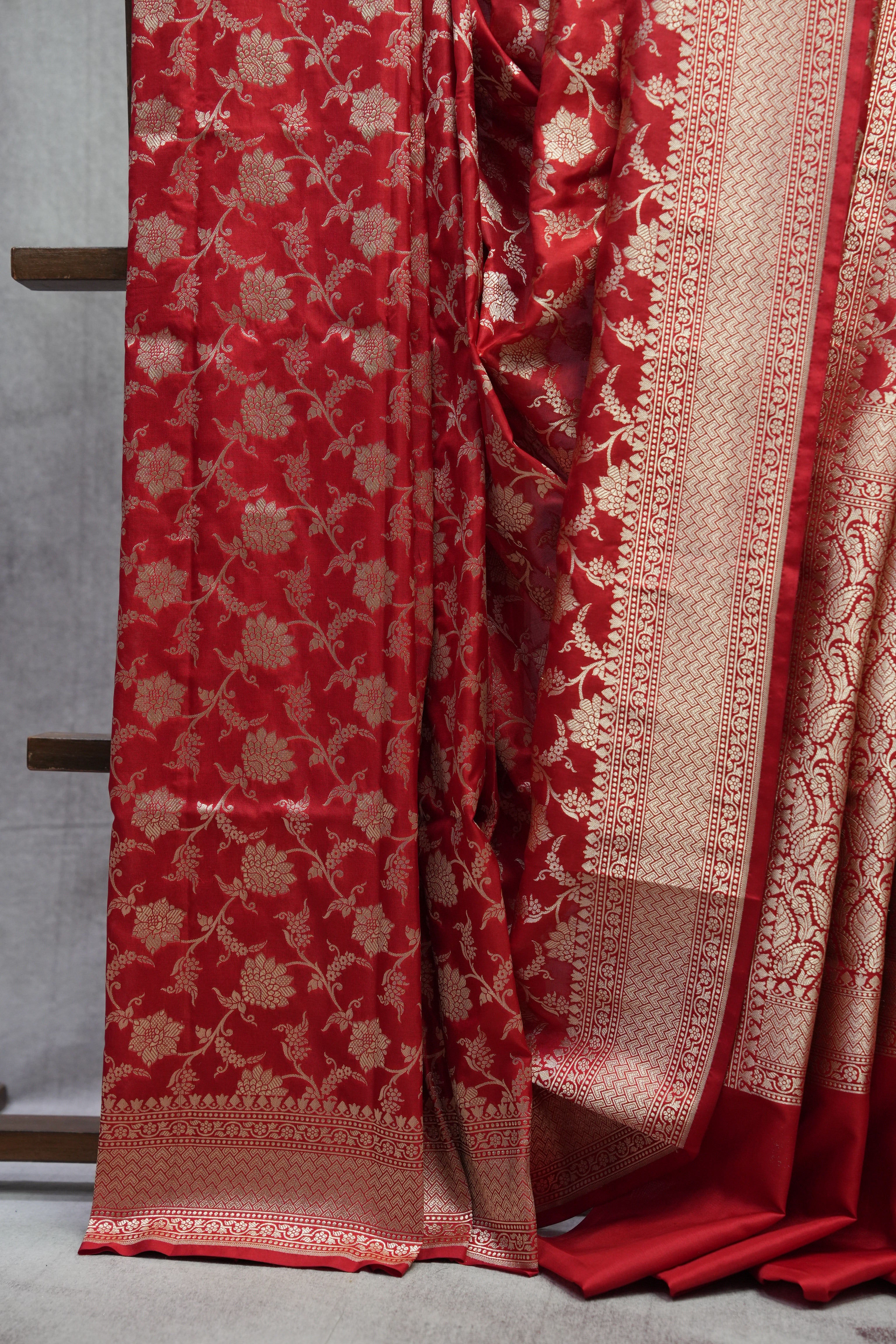 Red Banarasi Silk Saree-SRRBSS626