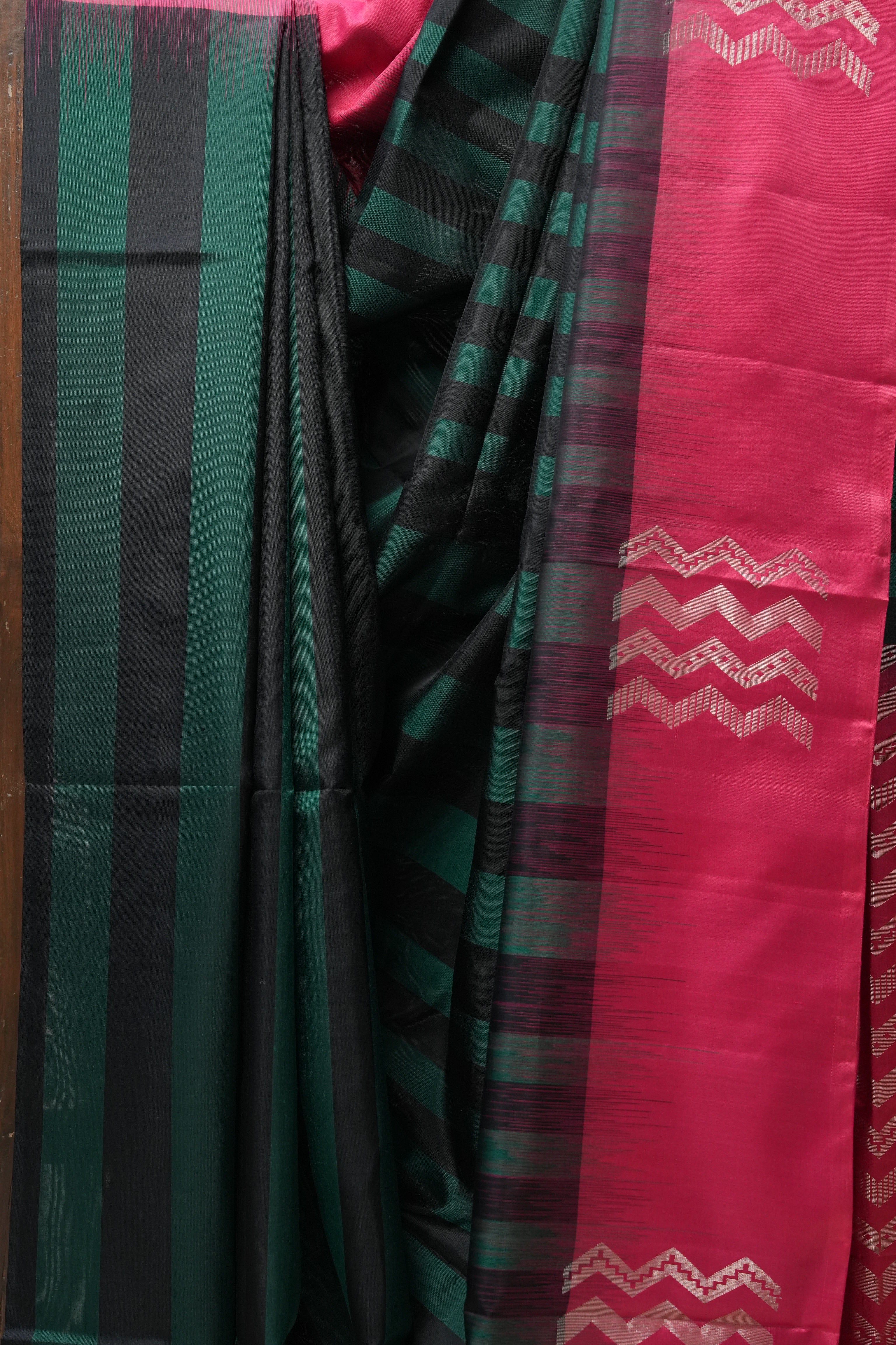 Dark Green & Black Soft Silk Saree - SRDGBSSS291