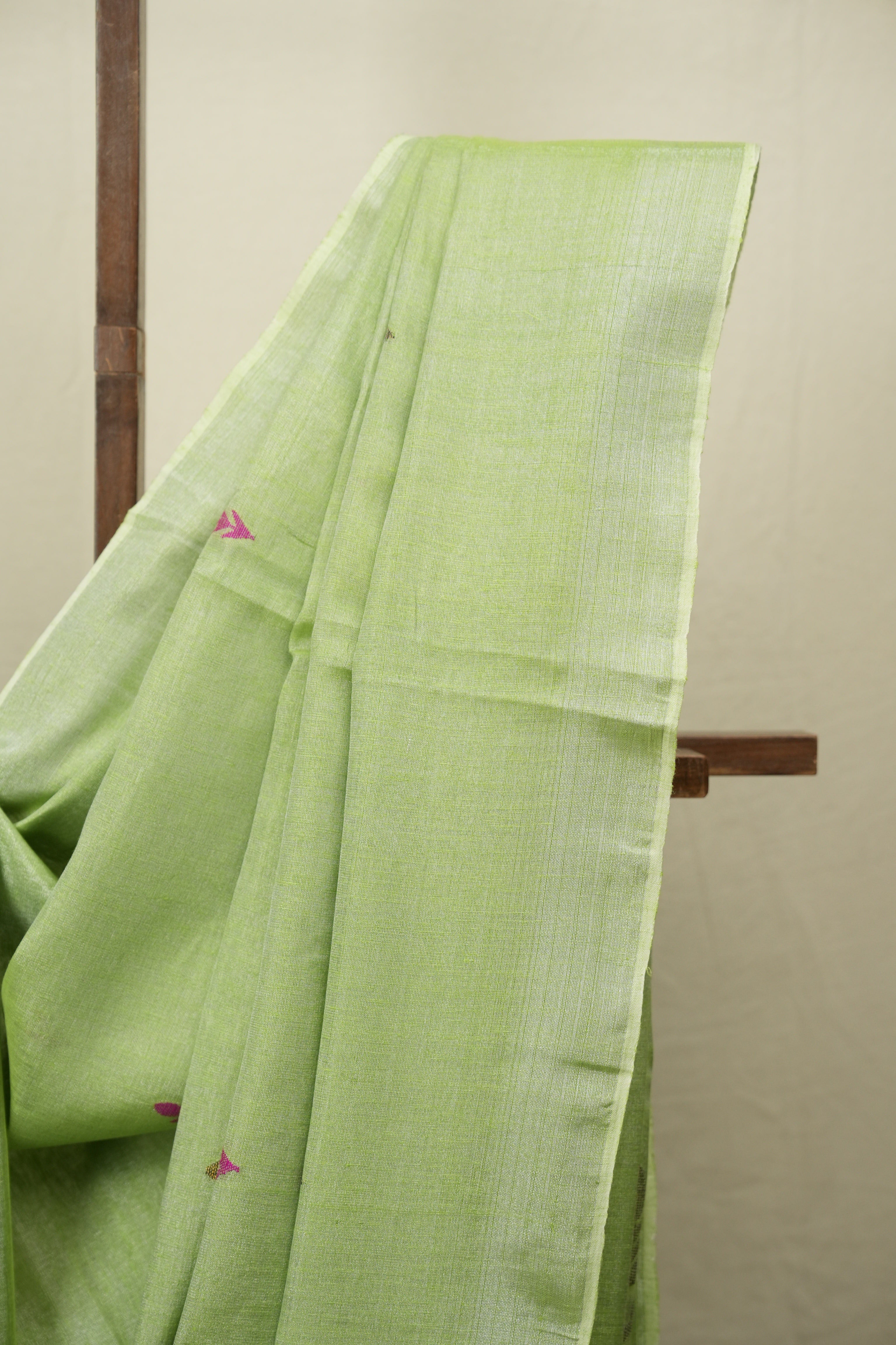 Pista Tissue Linen Jamdani Saree - SRPTLJS218