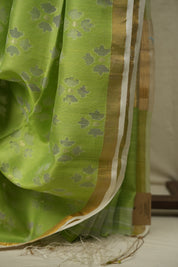 Parrot Green Bengal Cotton Silk Jamdani Saree - SRPGBCSJS04