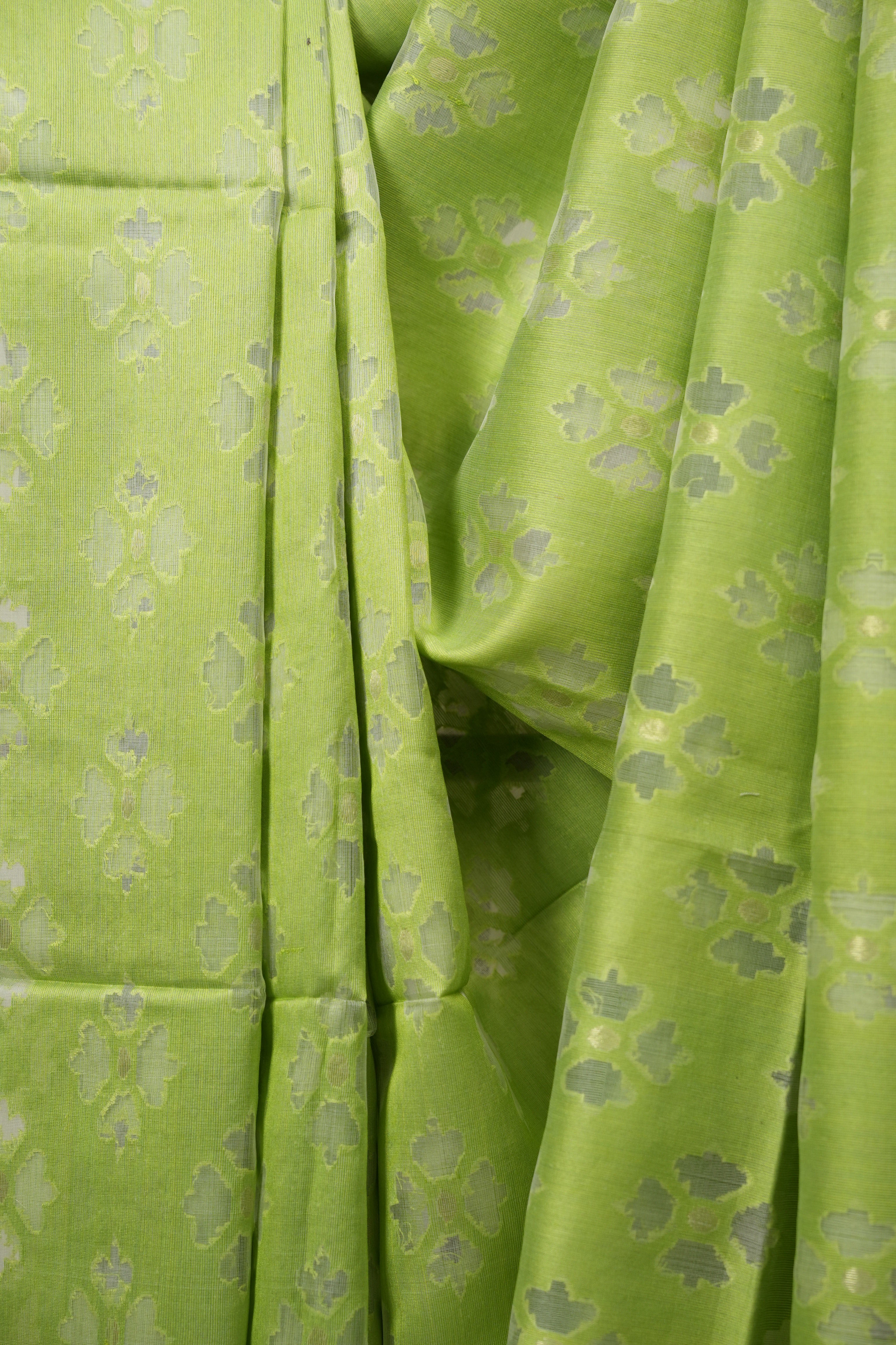 Parrot Green Bengal Cotton Silk Jamdani Saree - SRPGBCSJS04
