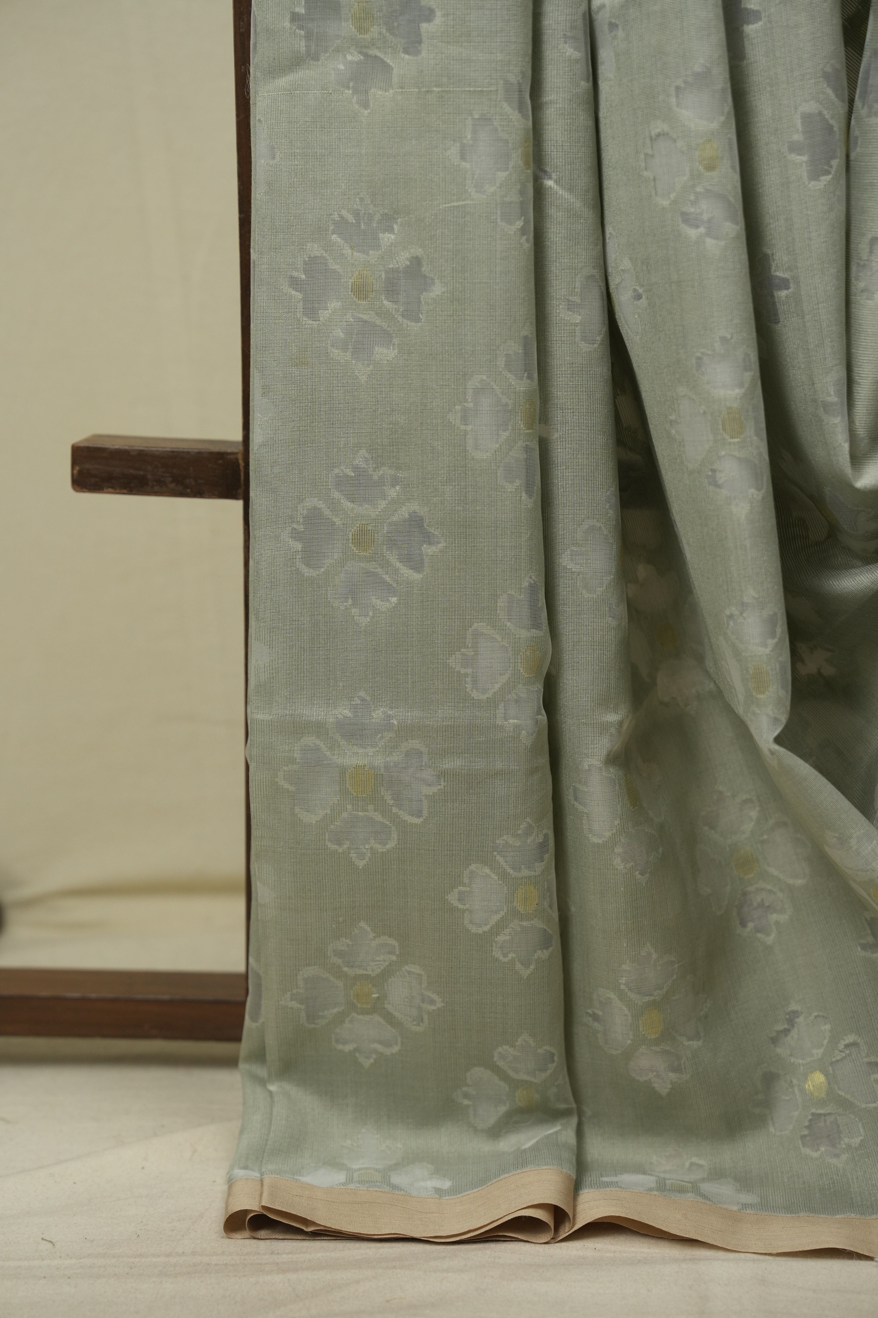 Grey Bengal Cotton Silk Jamdani Saree - SRGBCSJS05