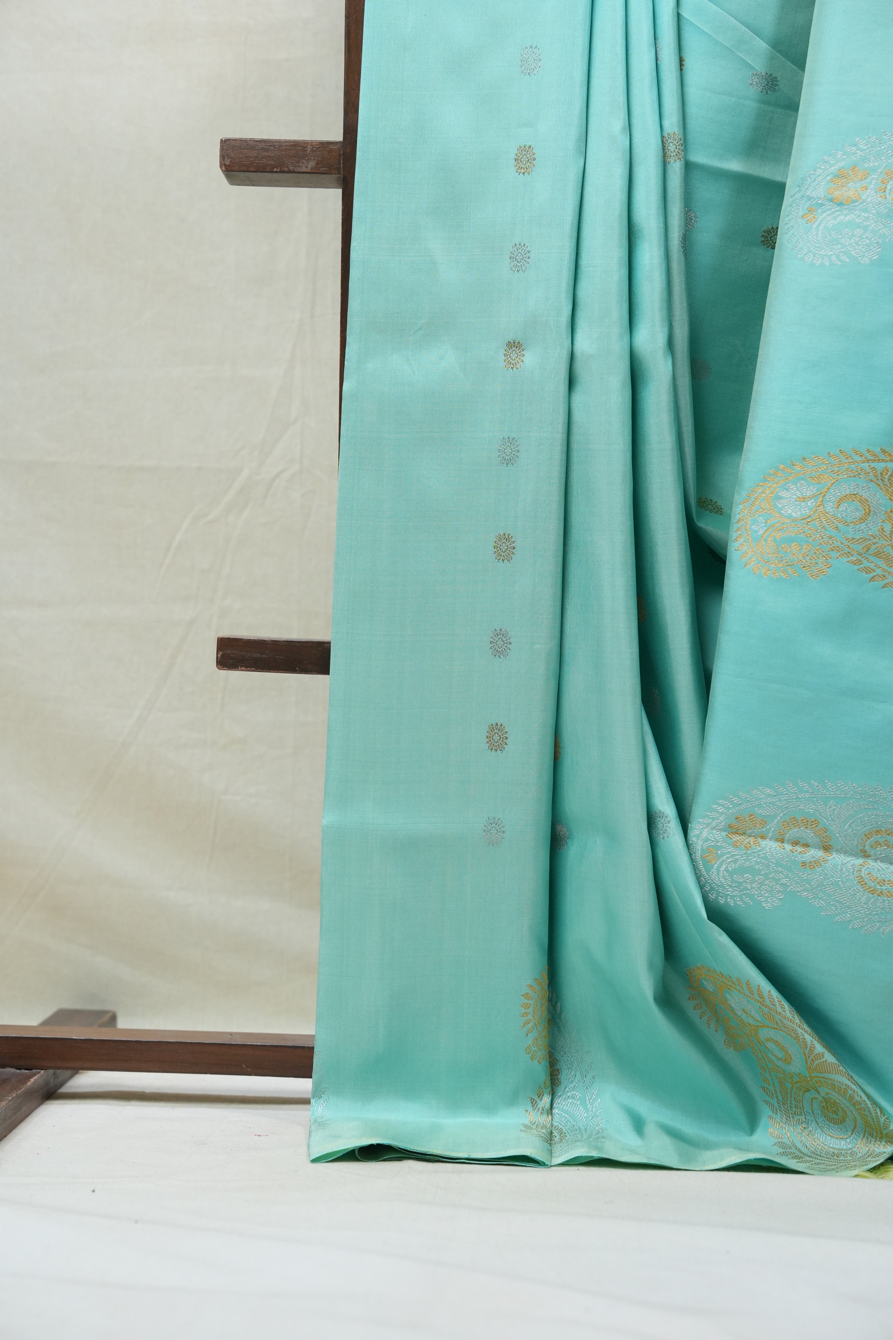 Aqua Blue Gadwal Silk Saree - SRABGSS476