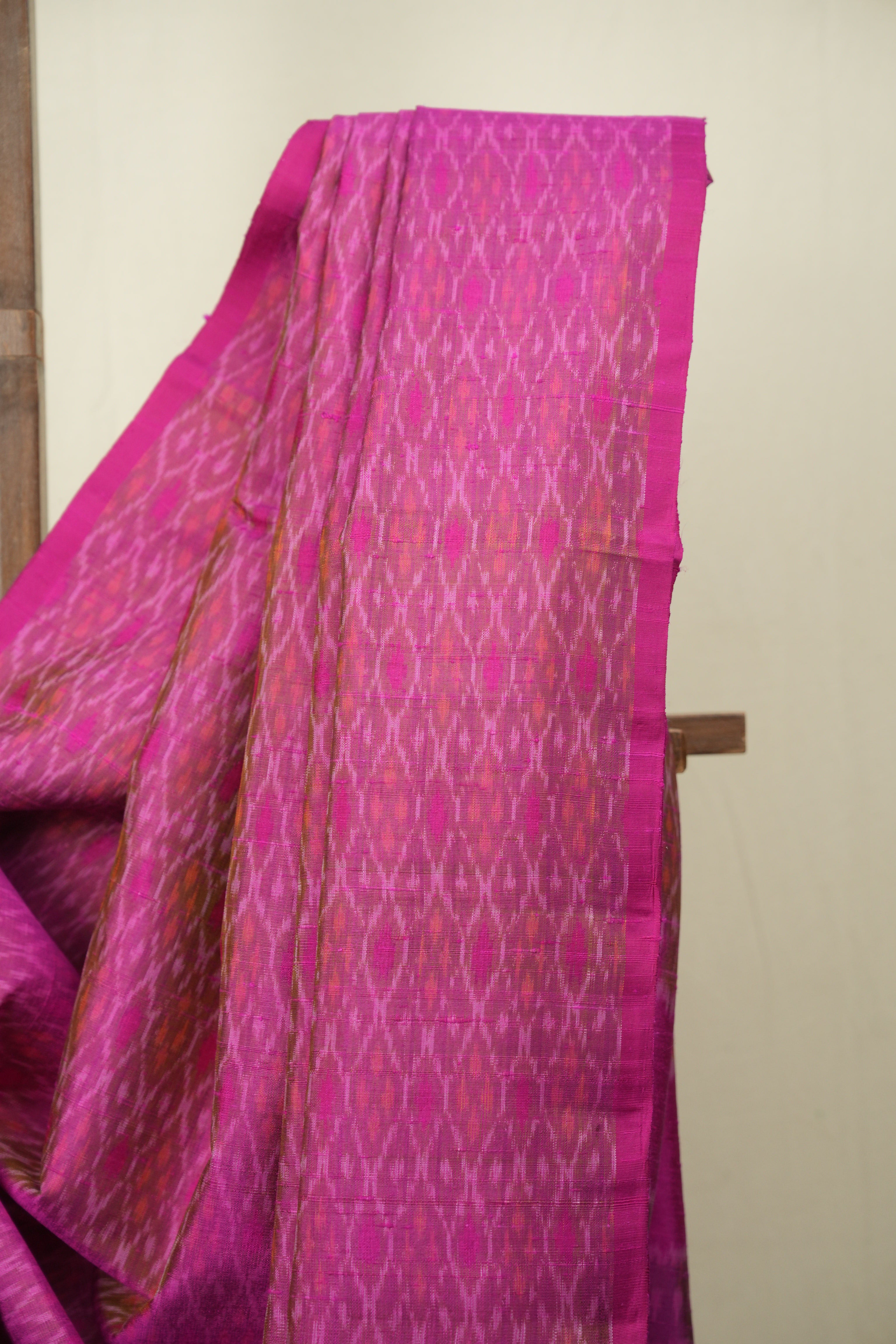 Red Raw Silk Ikat Saree - SRRRSIS1094