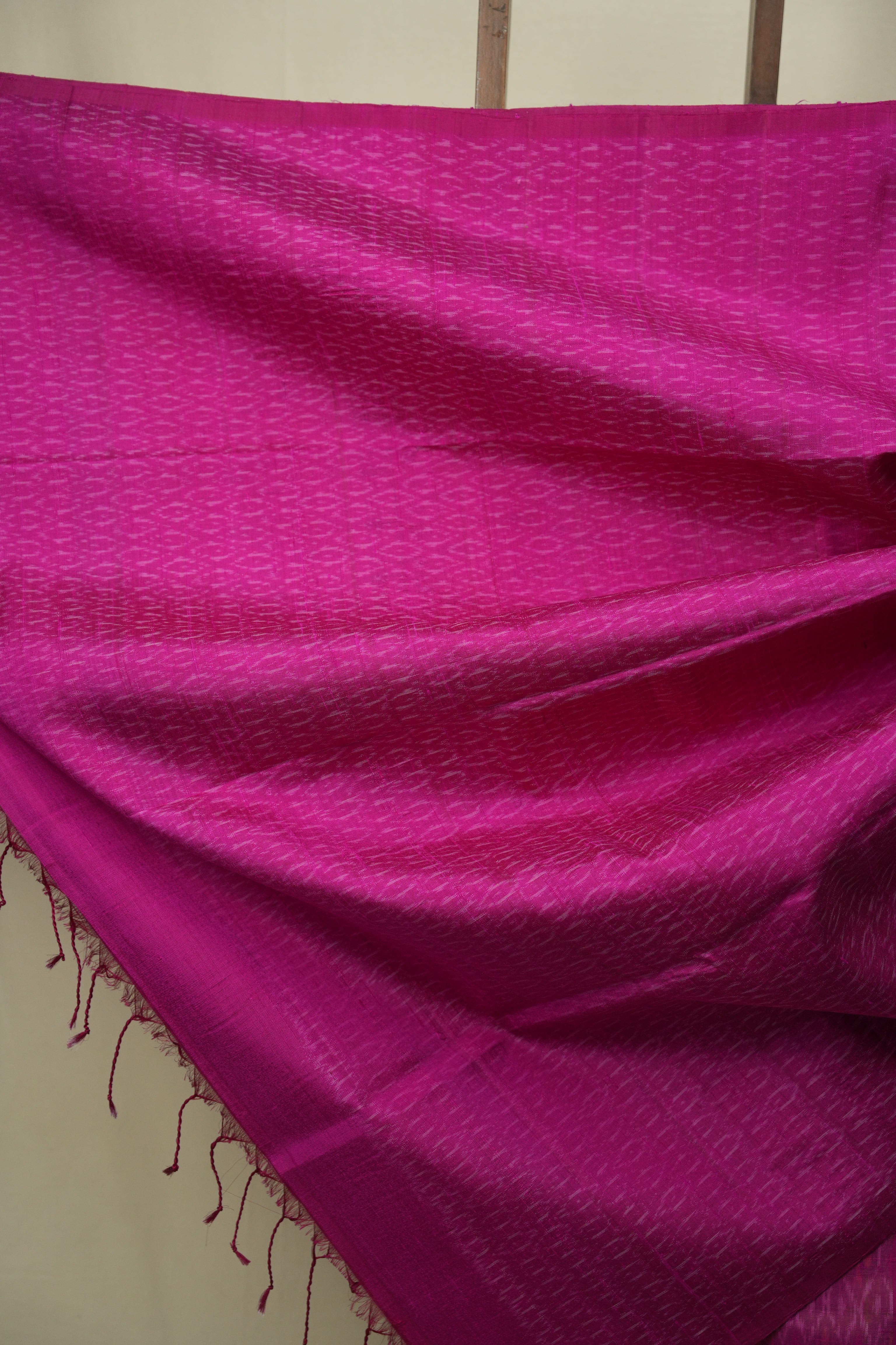 Pink Raw Silk Ikat Saree - SRPRSIS1093
