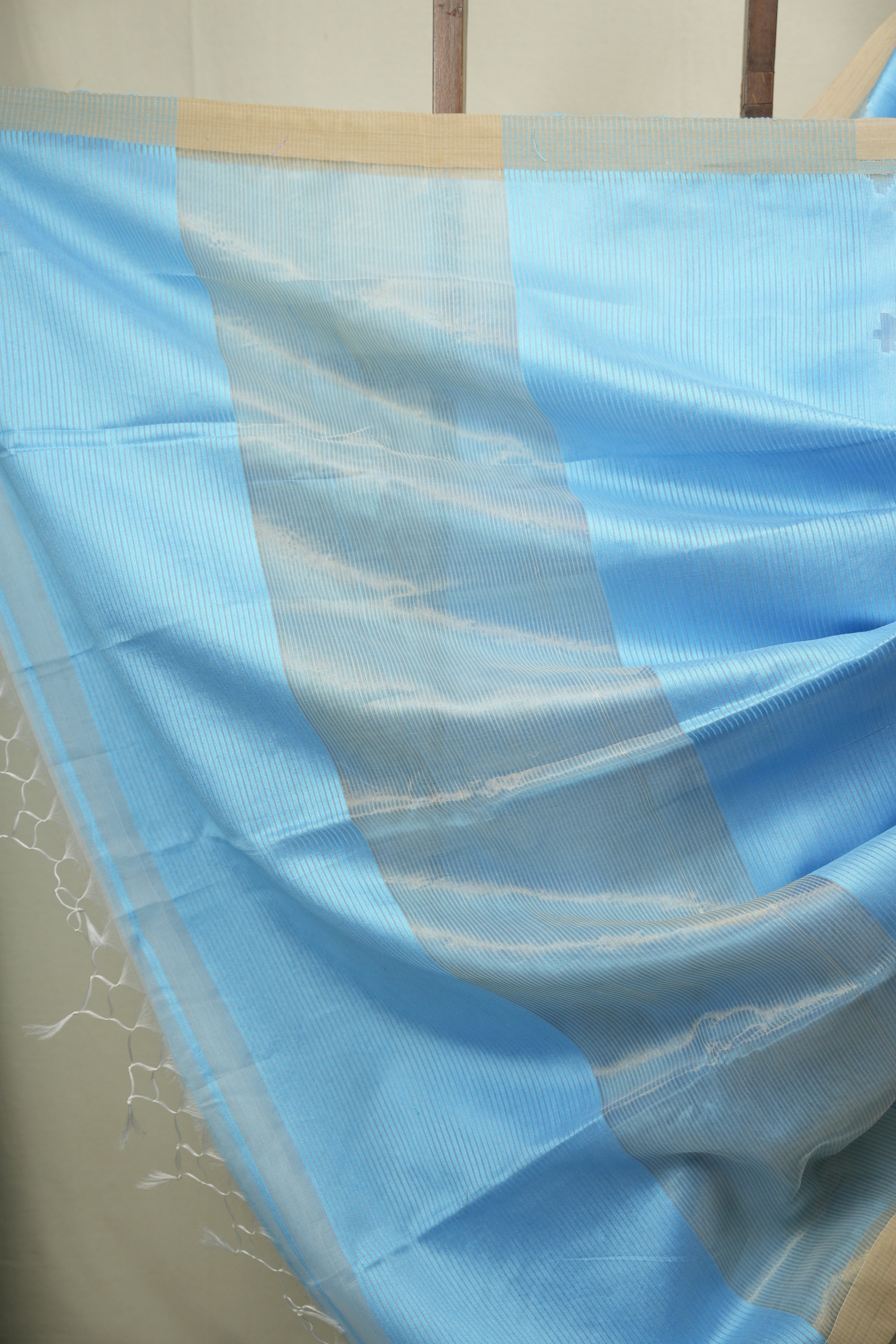 Blue Bengal Cotton Silk Jamdani Saree - SRBBCSJS09