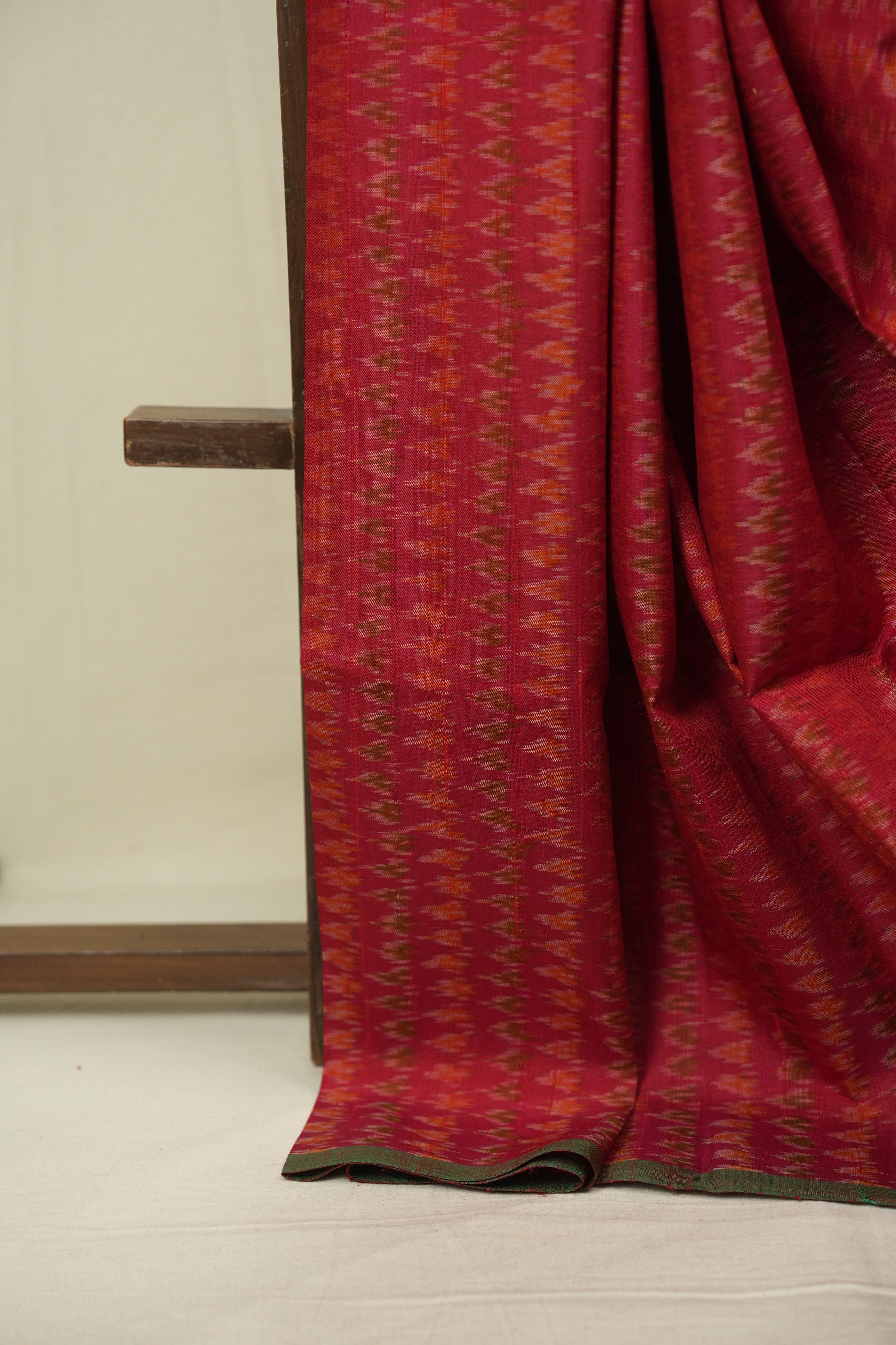 Red Raw Silk Ikat Saree - SRRRSIS1098