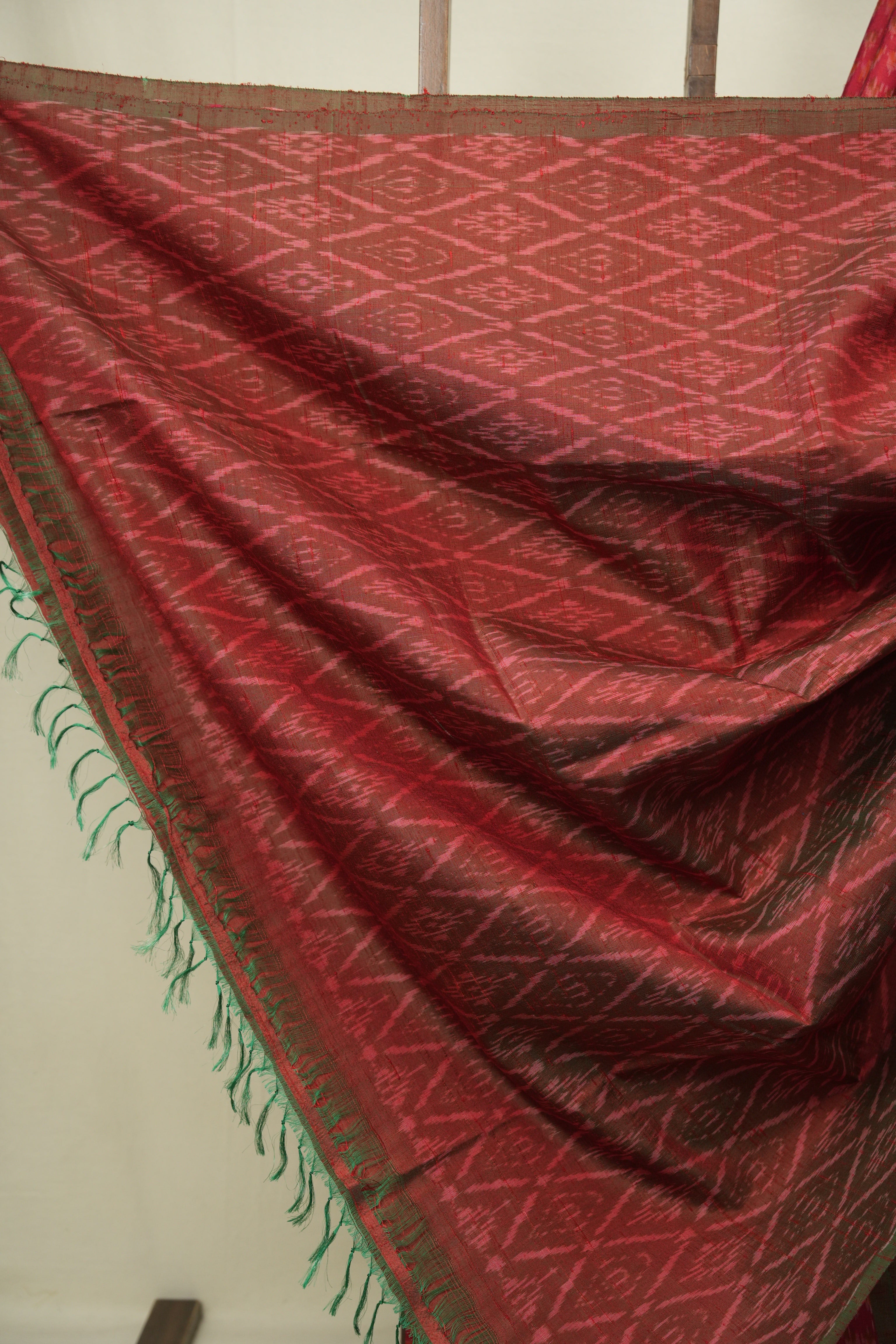 Red Raw Silk Ikat Saree - SRRRSIS1098