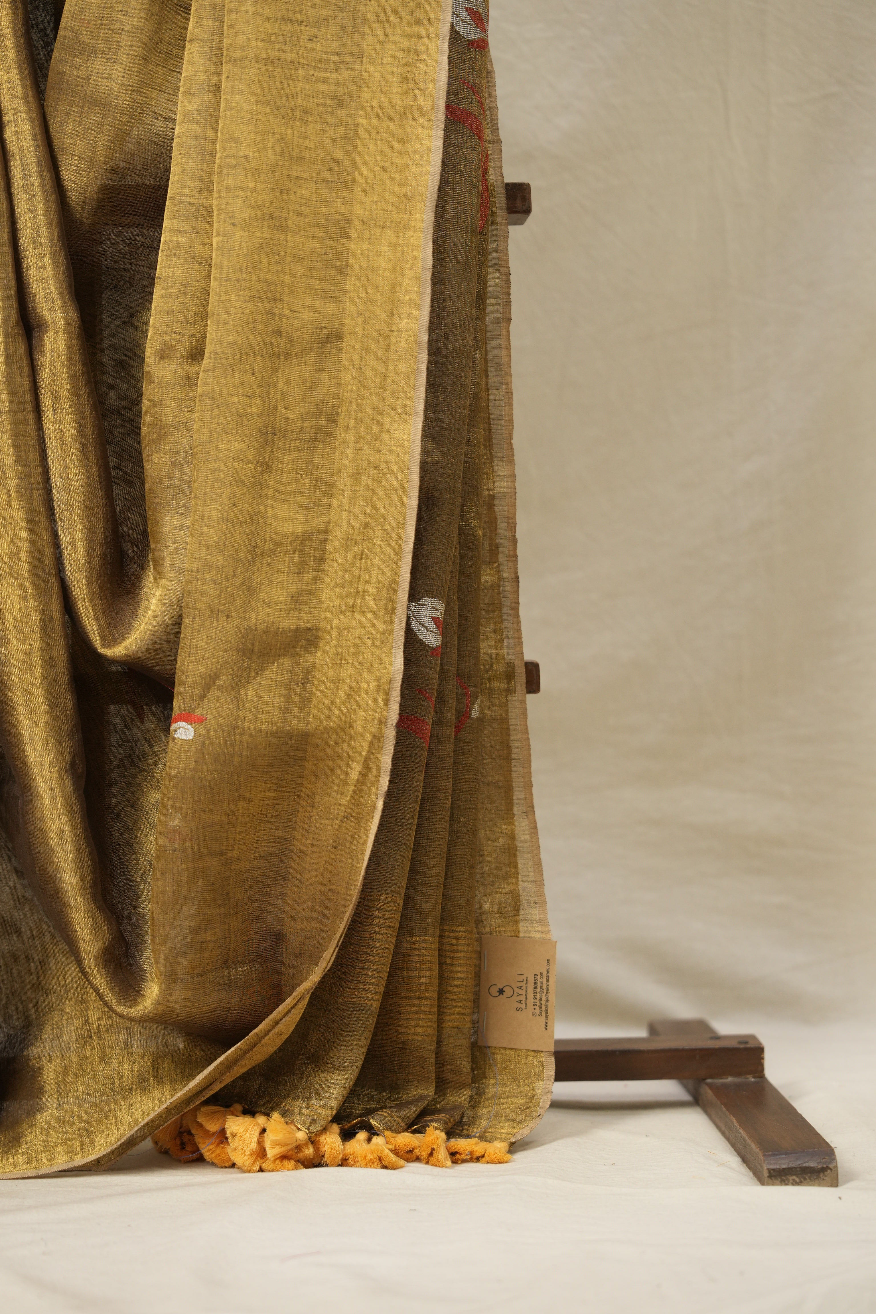 Bronze Gold Tissue Linen Jamdani Saree - SRBGTLJS197