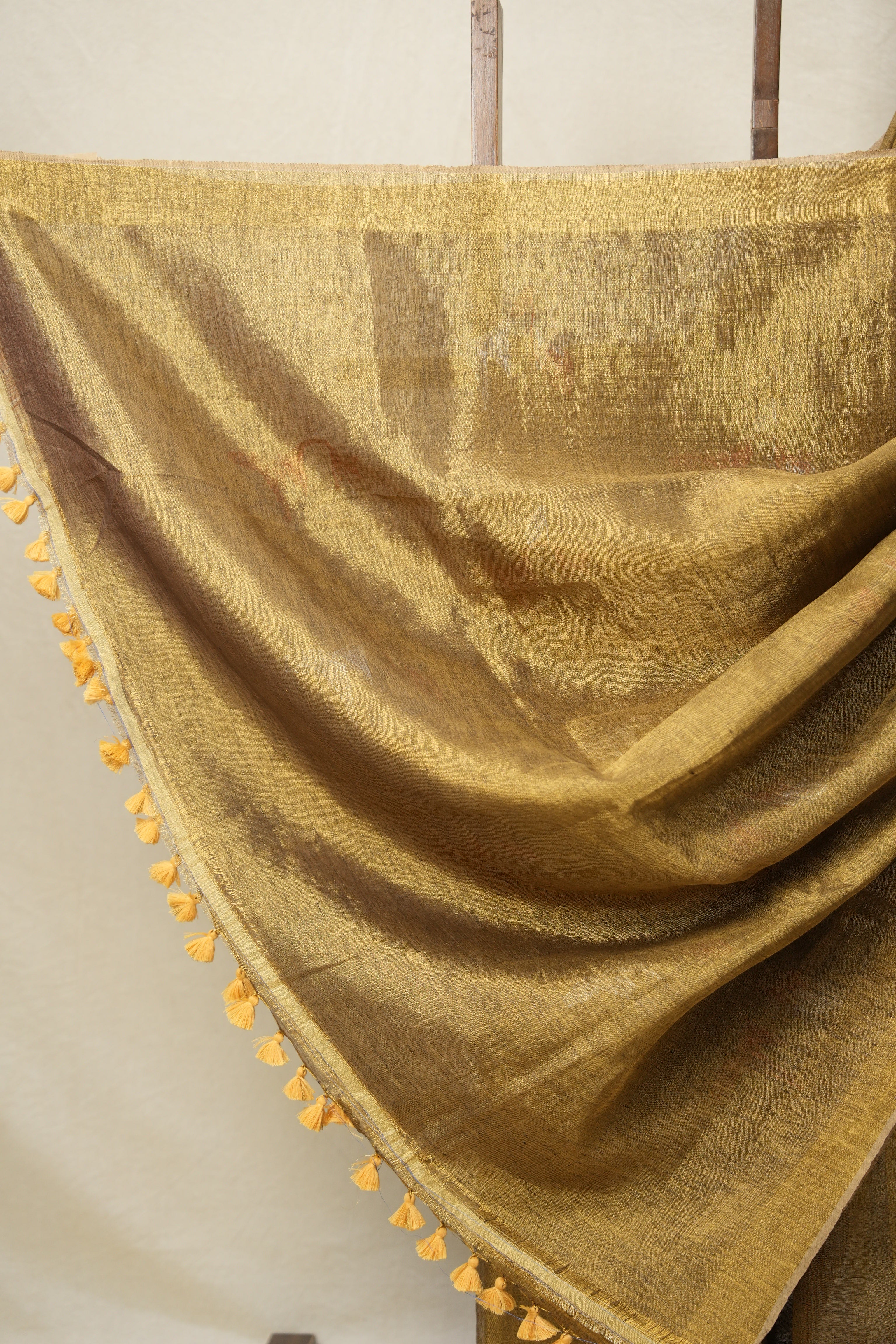 Bronze Gold Tissue Linen Jamdani Saree - SRBGTLJS197