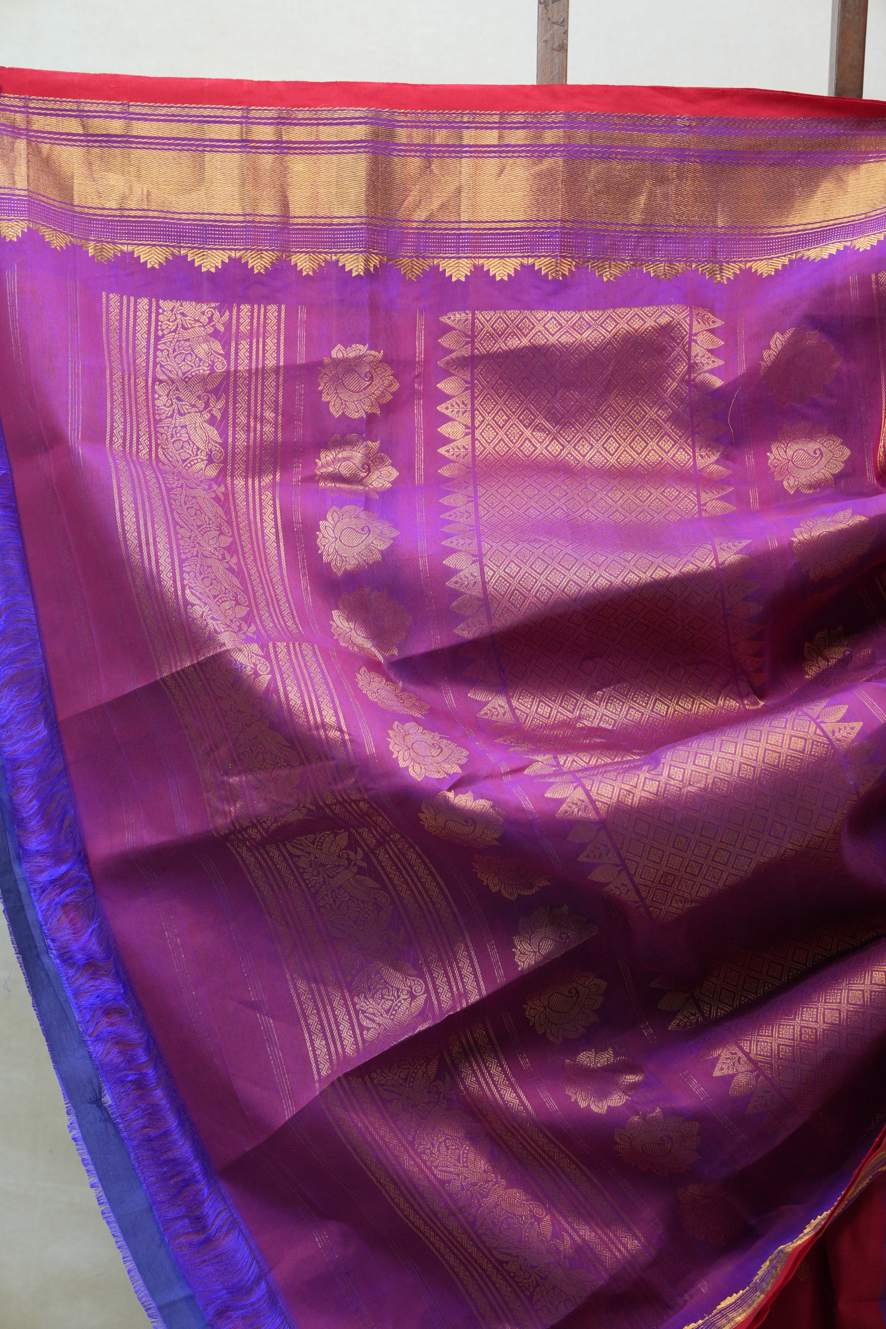 Red Gadwal Cotton Silk Saree - SRRGCSS115