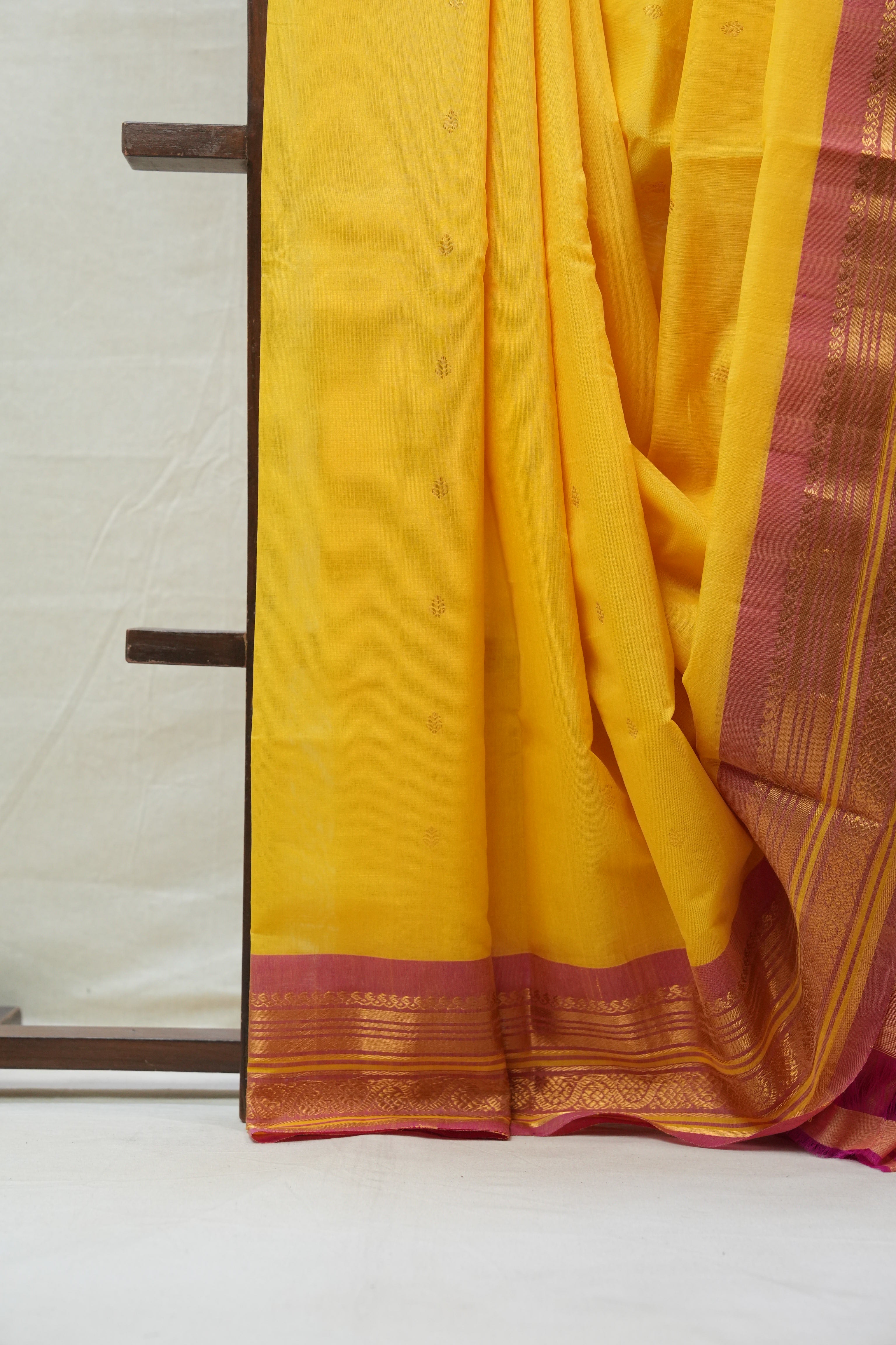Yellow Gadwal Cotton Silk Saree - SRYGCSS117