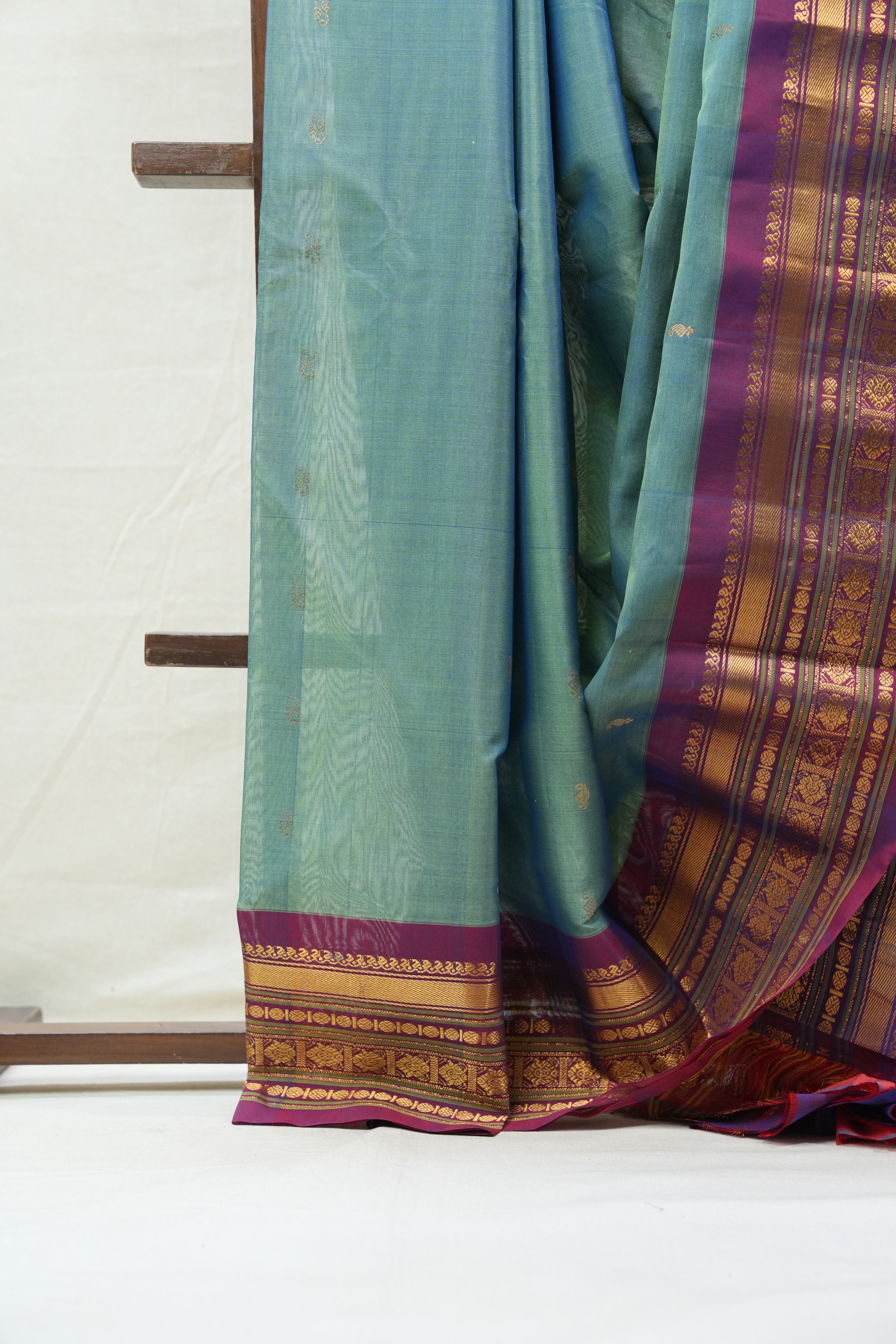 Two Tone Green Gadwal Cotton Silk Saree - SRTTGGCSS106