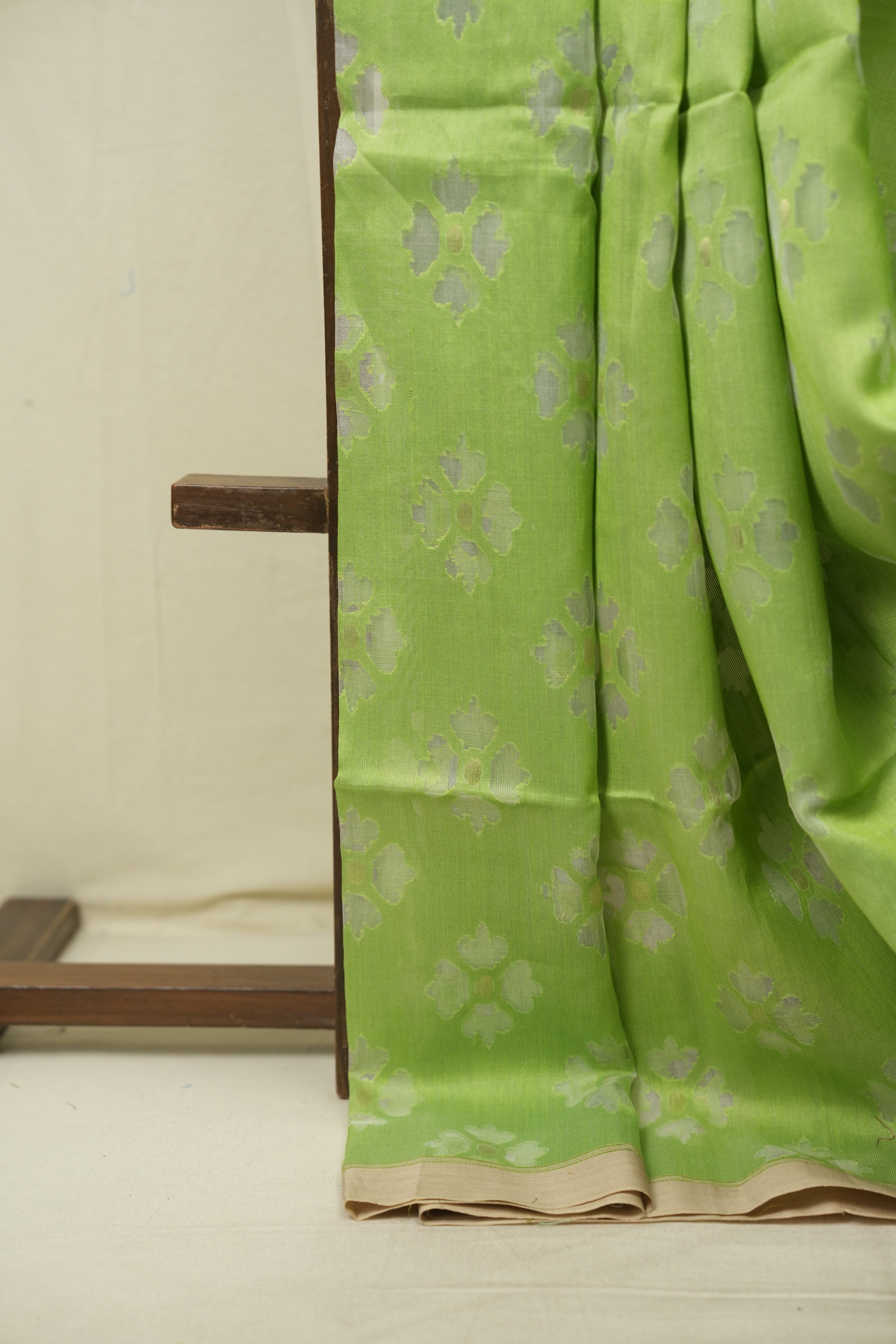 Green Bengal Cotton Silk Jamdani Saree - SRBCSJS01
