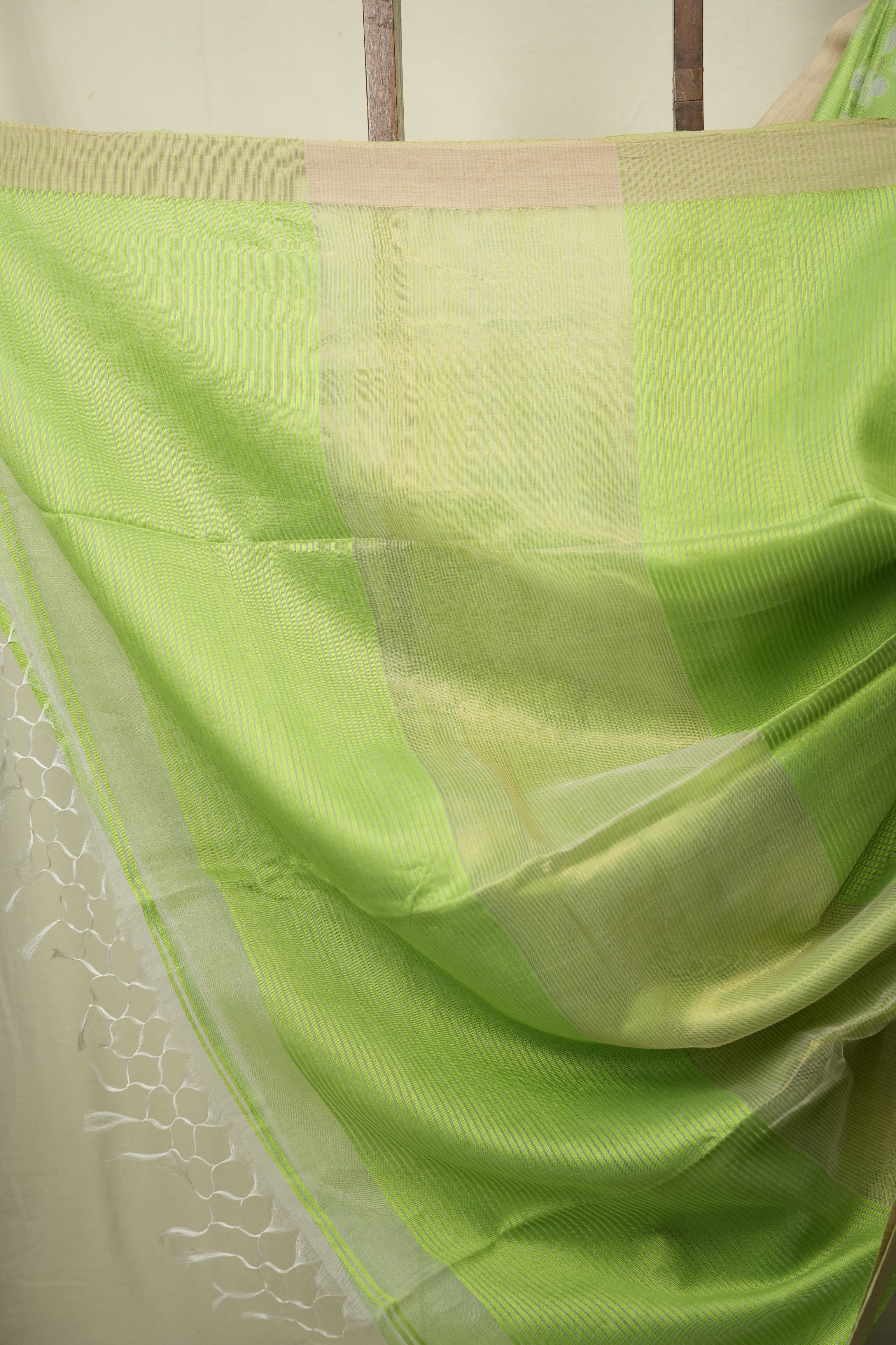 Green Bengal Cotton Silk Jamdani Saree - SRBCSJS01
